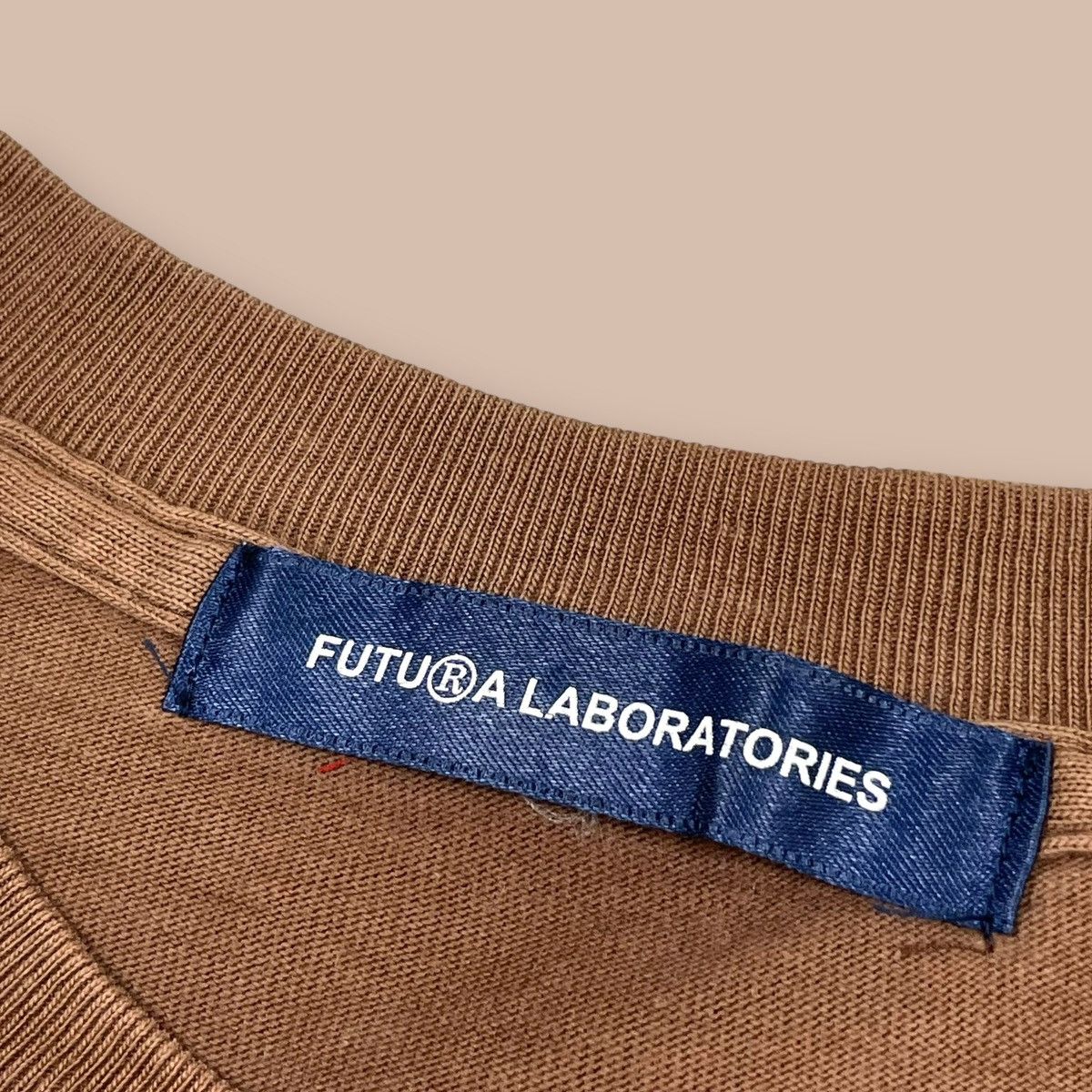 Futura FUTURA Laboratories Alien Character L/S Tee Size US M / EU 48-50 / 2 - 10 Thumbnail