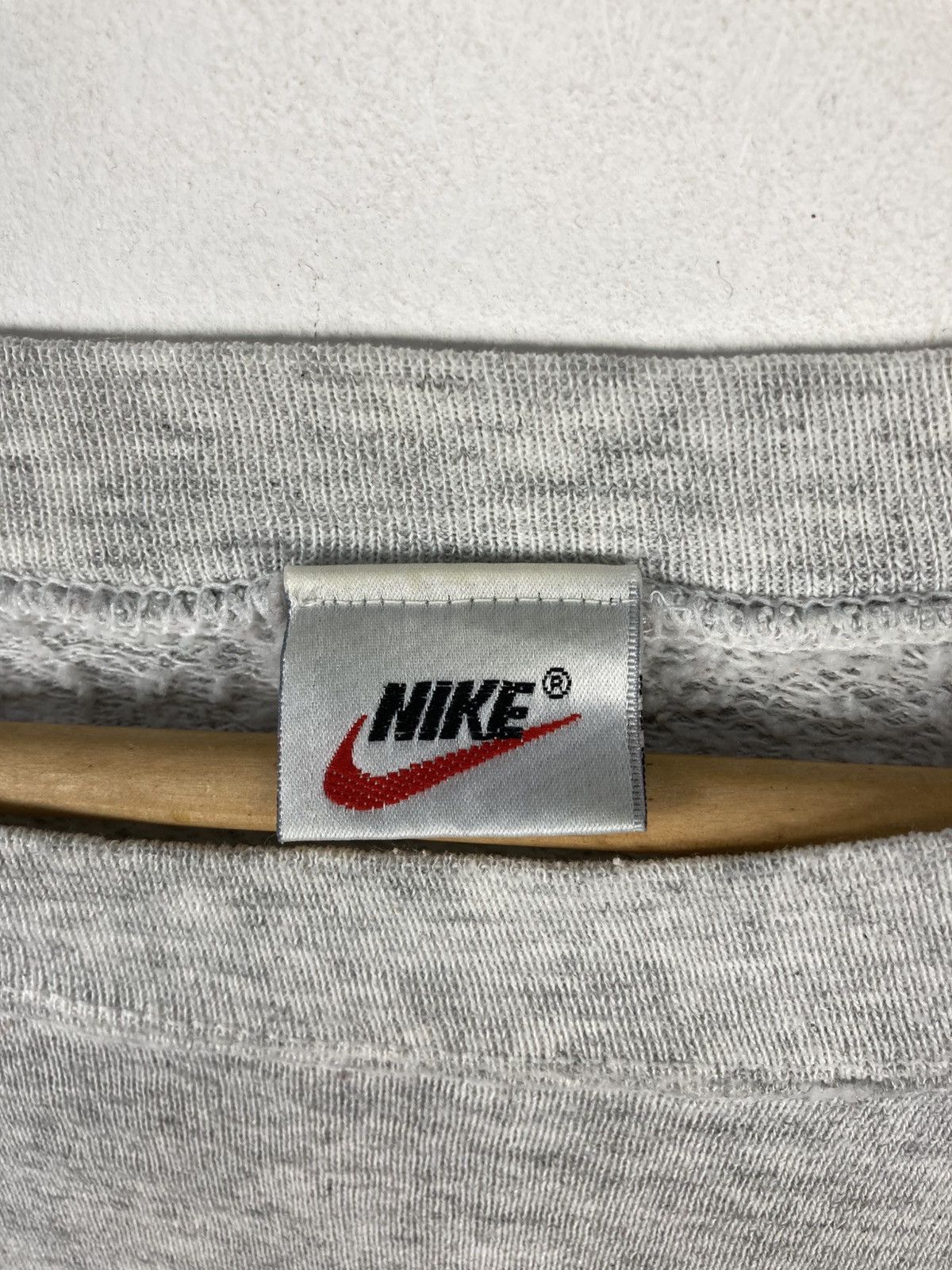 Nike Vintage Nike Swoosh Sportswear Just Do It Sweatshirt Size US L / EU 52-54 / 3 - 4 Thumbnail