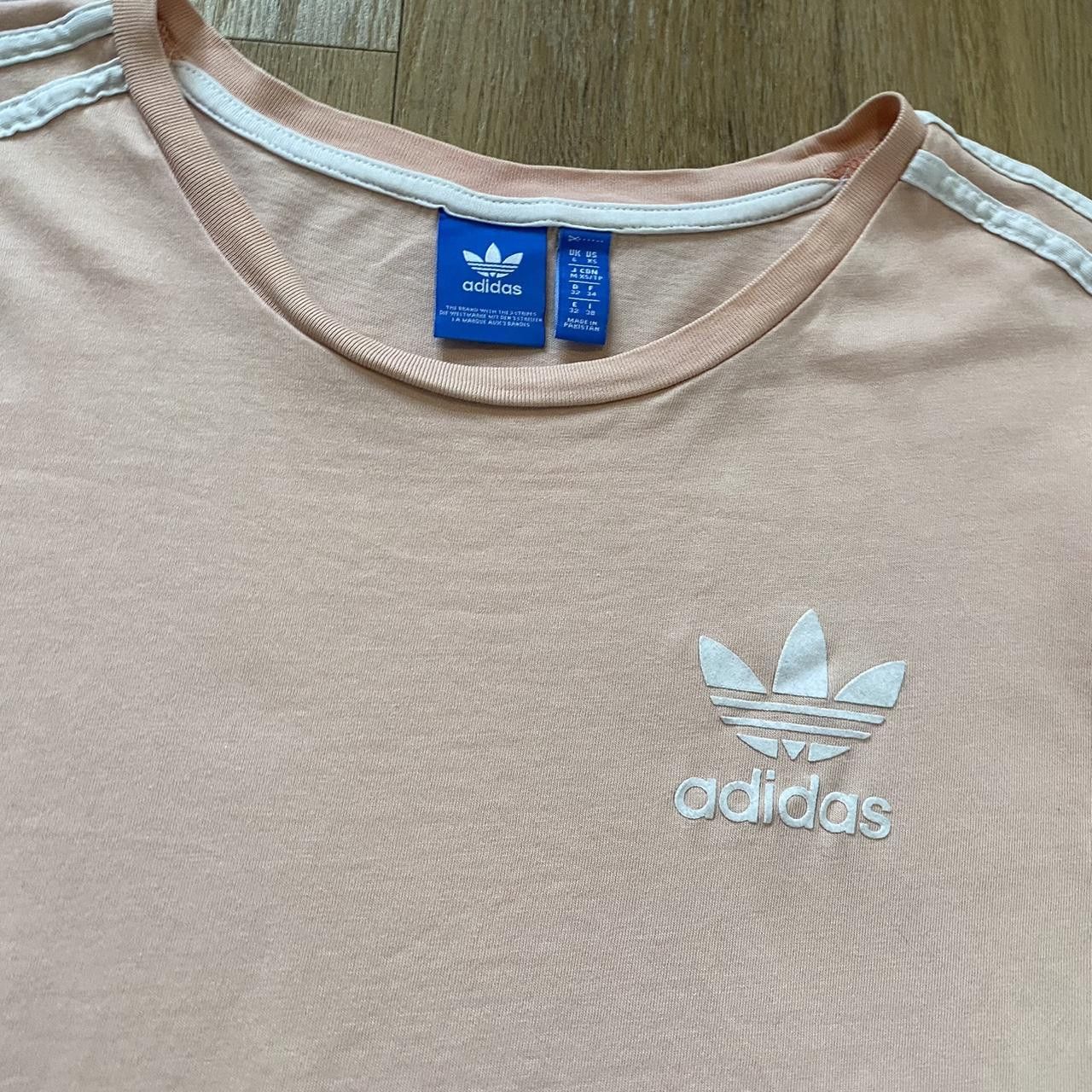 Adidas Pink Adidas cropped tee with white stripes Size US S / EU 44-46 / 1 - 3 Thumbnail