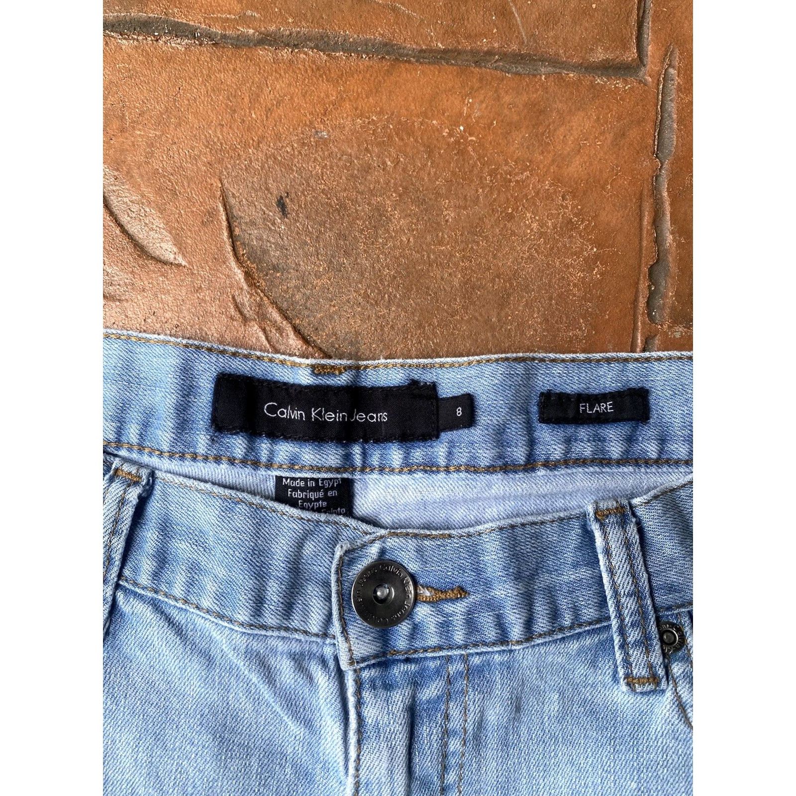 Calvin Klein VINTAGE Calvin Klein Jeans Flare Women’s 8 Light Wash Denim Blue Cotton Blend Size 8 Regular Inseam 32 Pockets Zipper Button Mens? Size 30" / US 8 / IT 44 - 2 Thumbnail