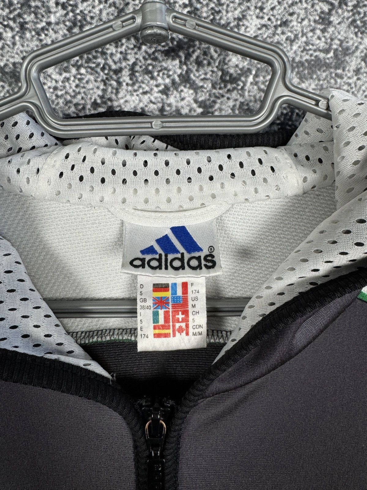 Adidas Adidas Vintage Hoodie Full Zip Jacket Big Logo Retro Size M Size US M / EU 48-50 / 2 - 10 Thumbnail