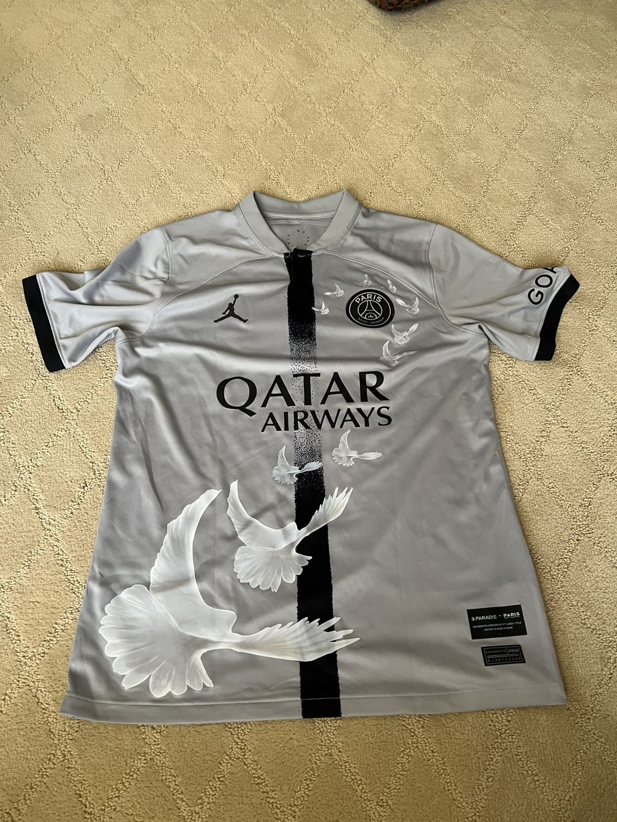 Nike Limited editon PSG kit Size US M / EU 48-50 / 2 - 1 Thumbnail