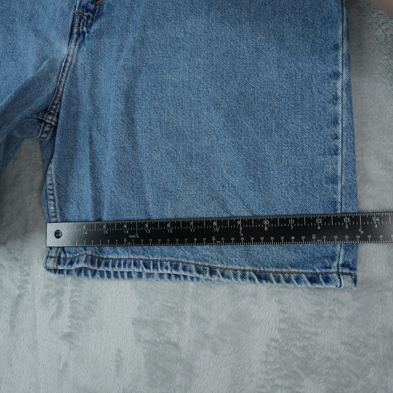 Levi's Vintage Levis 977 Jean Shorts Womens 18W 8" Inseam Jorts Mom Size 35" - 8 Thumbnail