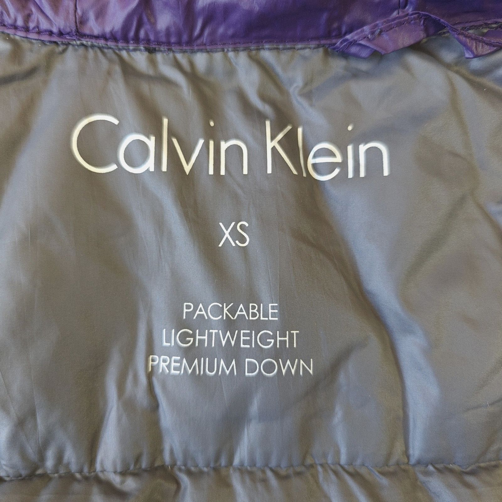 Calvin Klein purple packable down puffer vest with hoodie sz XS Size XS / US 0-2 / IT 36-38 - 8 Thumbnail