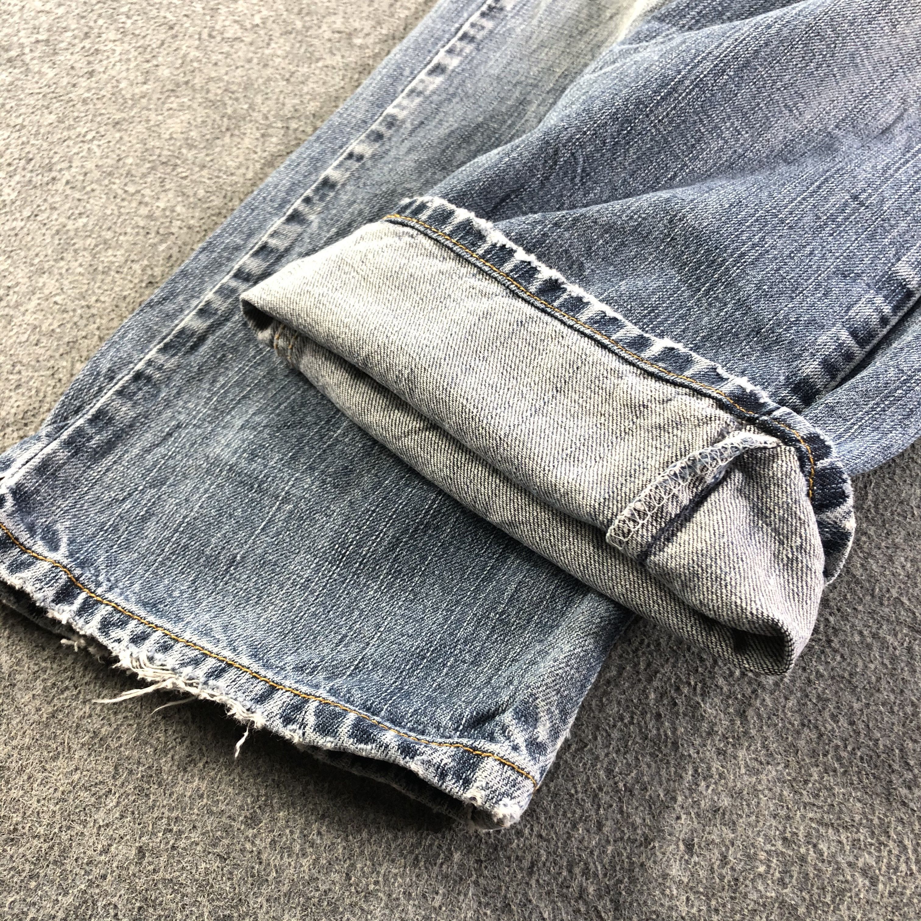 Levi's Vintage Levis 505 Jeans-J3339 Size US 35 - 7 Thumbnail