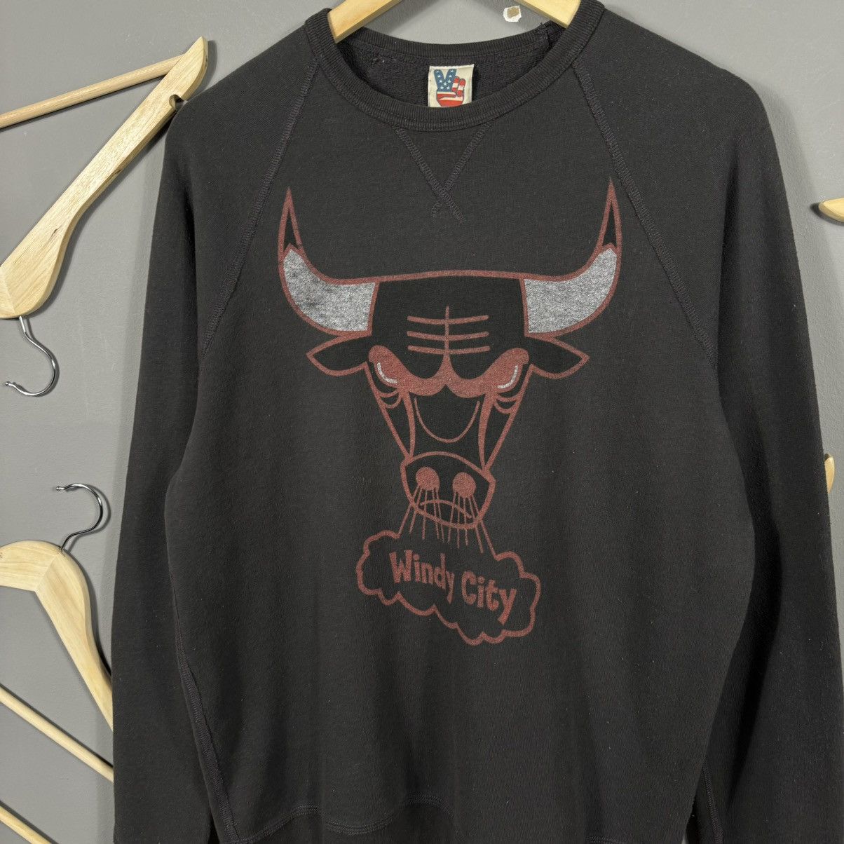 NBA Vintage Junk Food Chicago Bulls “Windy City” Sweatshirt Size US M / EU 48-50 / 2 - 2 Thumbnail