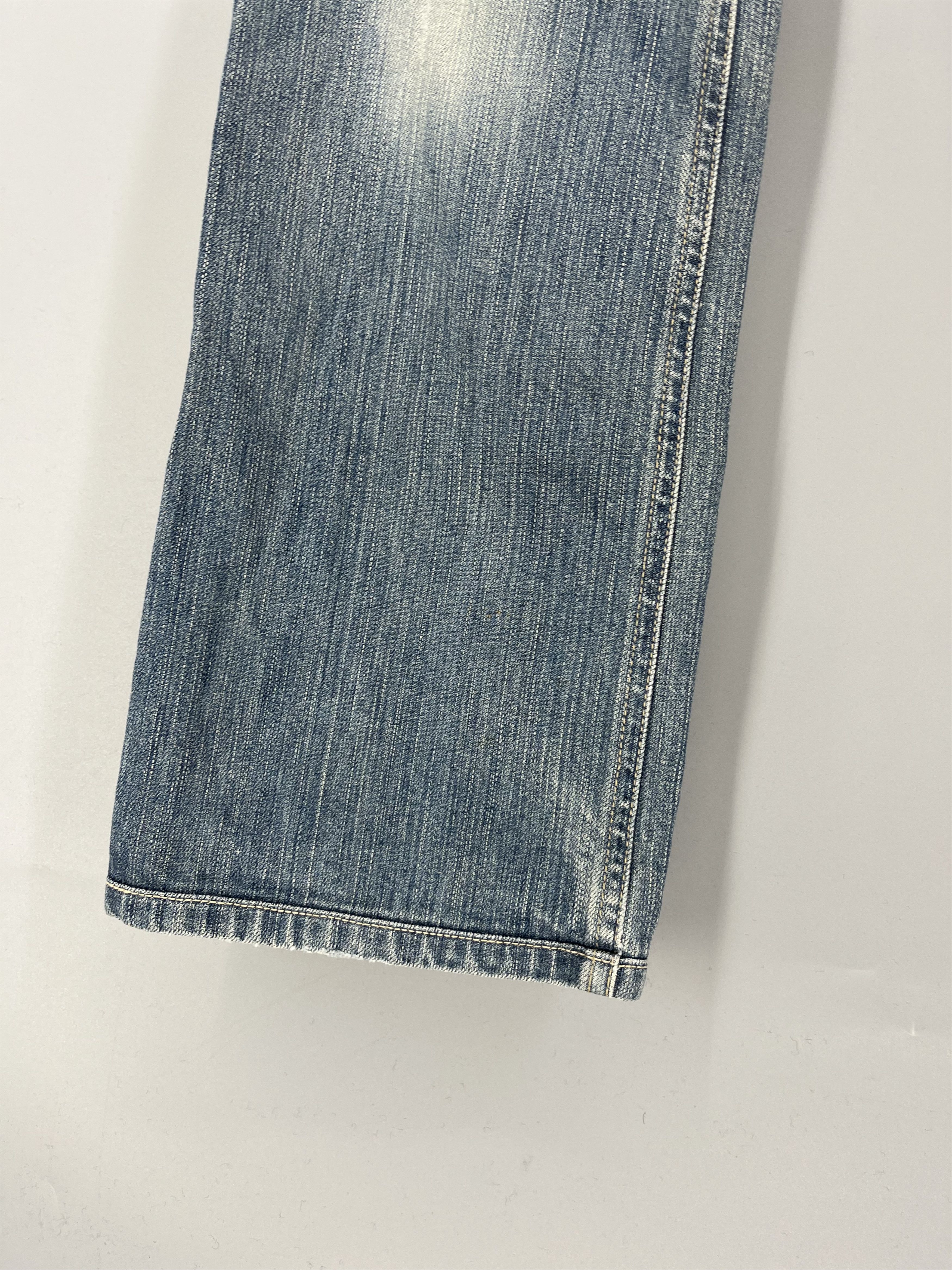 Gucci Gucci Vintage Light Wash Flared Jeans with Web Logo Patch Size 26" / US 2 / IT 38 - 6 Thumbnail