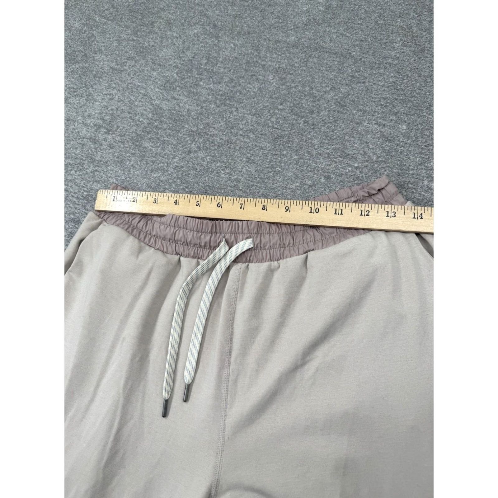 Vuori Vuori Vista Jogger Small 26” Inseam Beige Oyster Heather Womens Jogger Athletic Tapered Activewear Casual Modern Athleisure Size 28" / US 6 / IT 42 - 6 Thumbnail