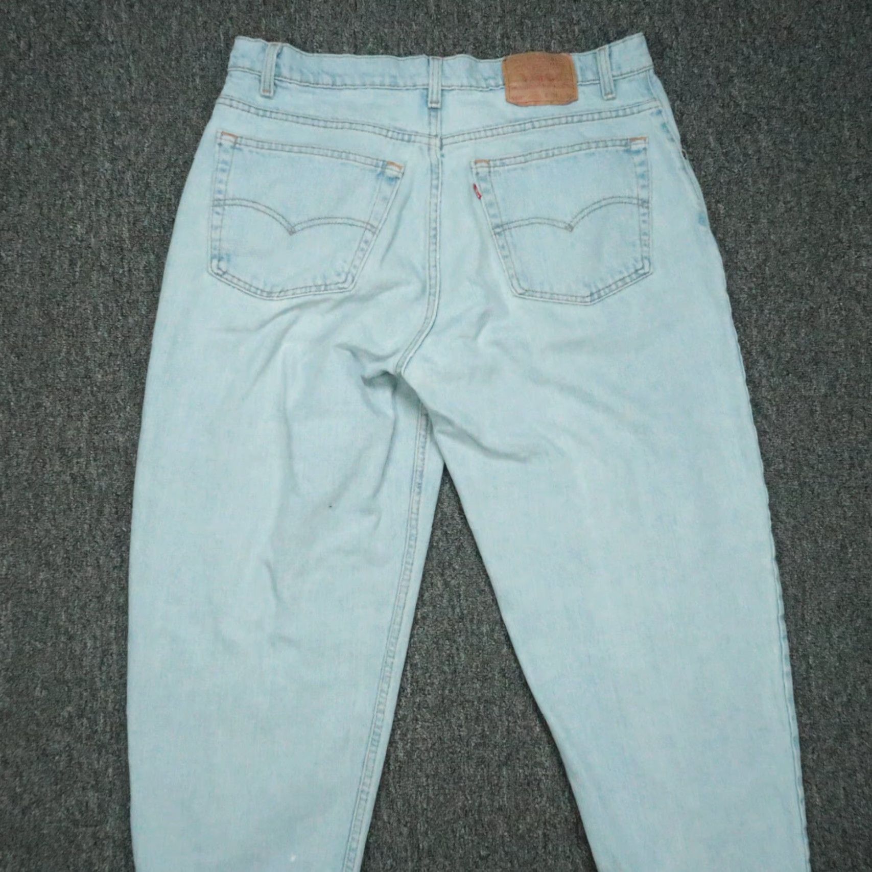 Levi's VINTAGE Levi's Jeans Mens 36x28 Blue 560 Tapered 5-Pocket Denim USA 1990s Men Jeans Size US 36 / EU 52 - 6 Thumbnail