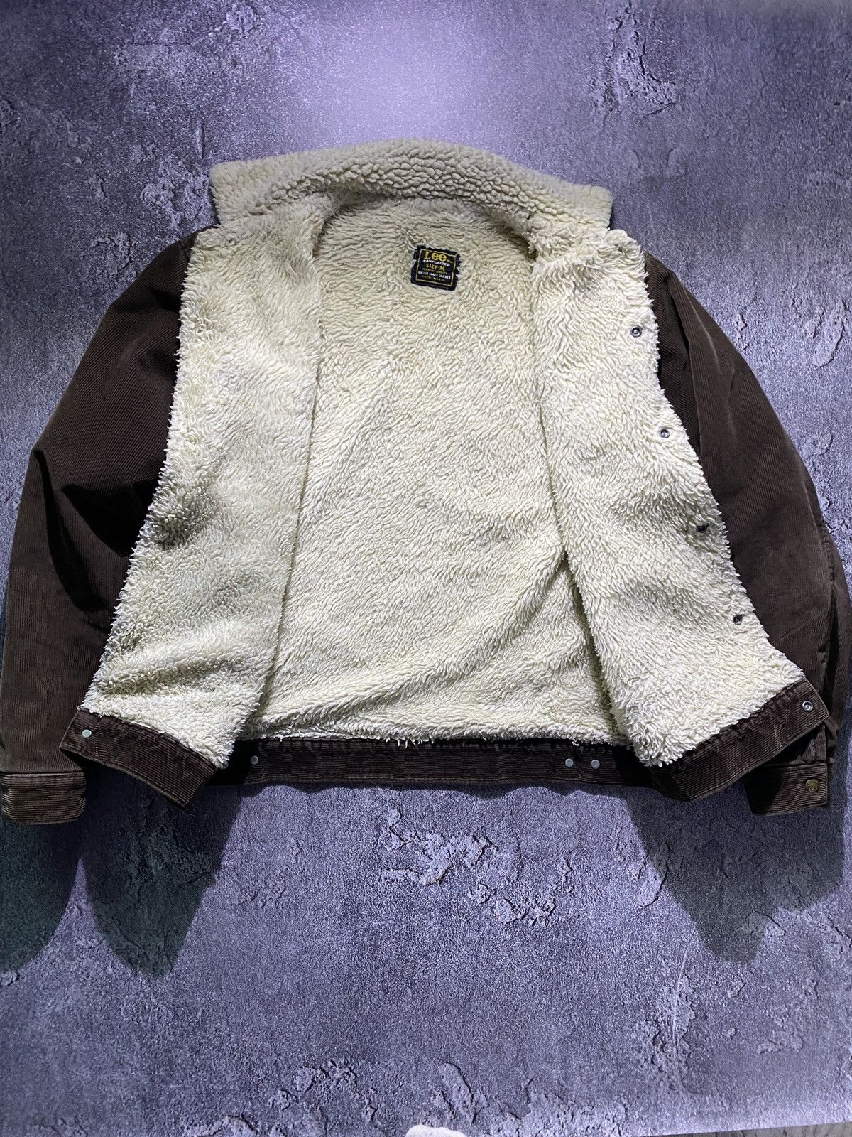 Lee × Vintage Vintage Lee Sanforized Brown Corduroy Sherpa Lining Jacket Size US M / EU 48-50 / 2 - 8 Thumbnail