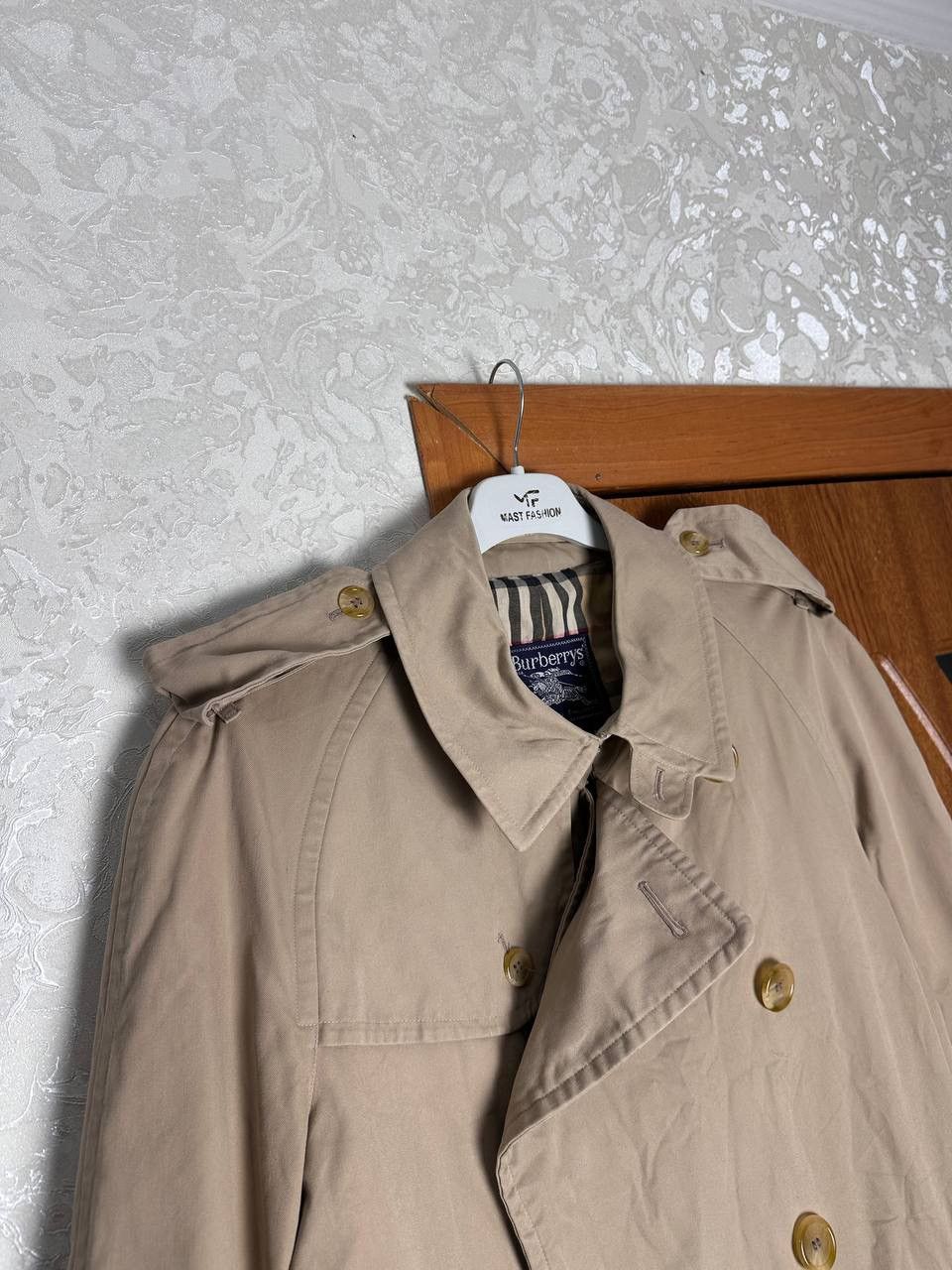 Burberry Vintage 1990s Burberrys Nova Check Trench Coat Size 48 REG Size US M / EU 48-50 / 2 - 3 Thumbnail