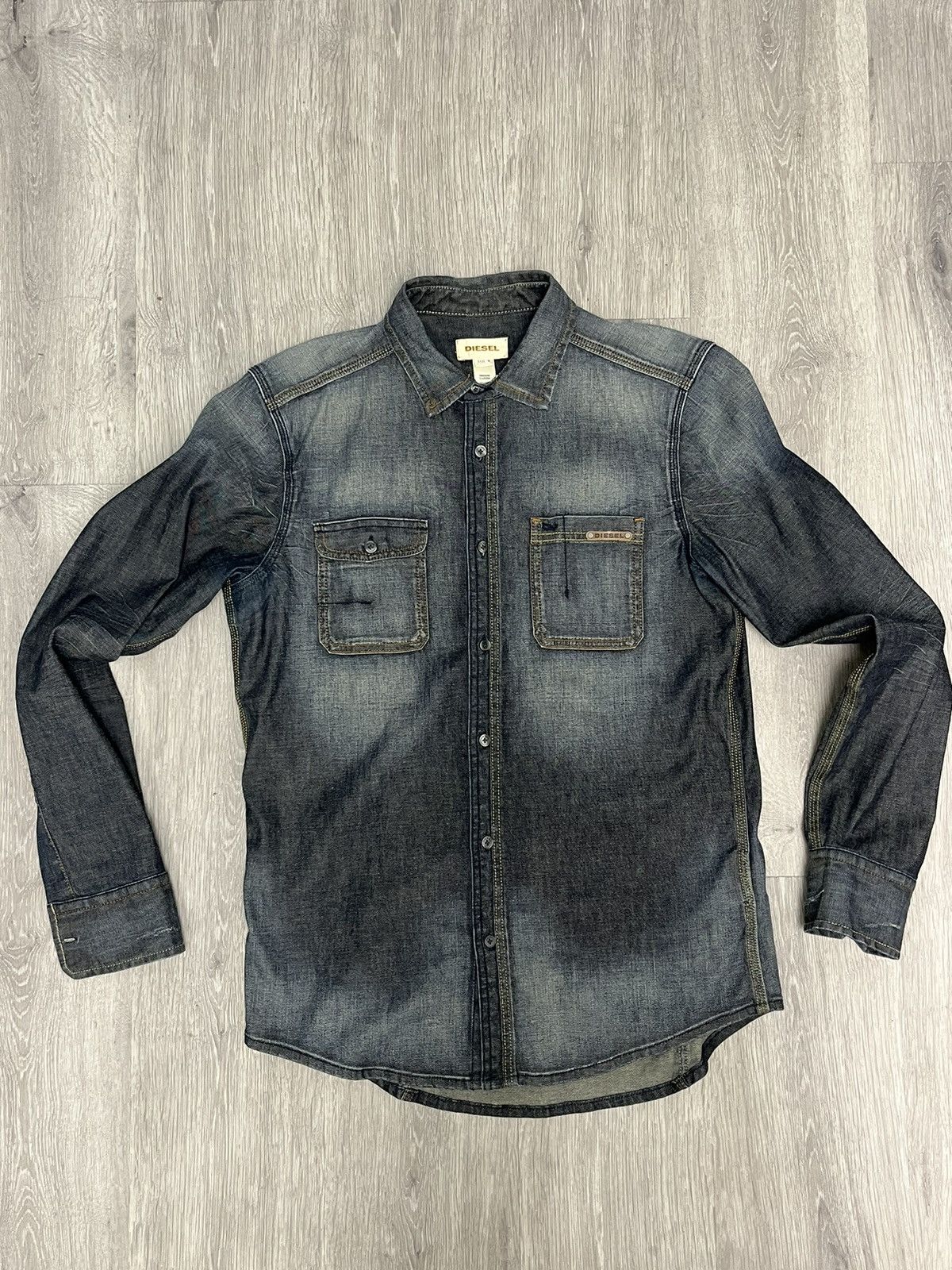 Diesel Diesel Denim Workshirt. Size medium Size US M / EU 48-50 / 2 - 11 Thumbnail