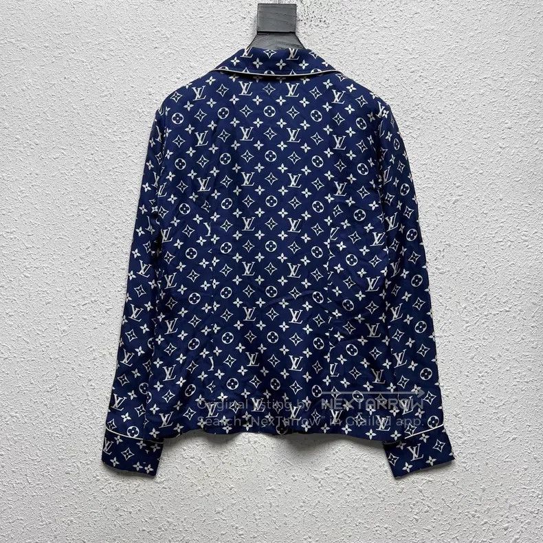 Louis Vuitton Louis Vuitton Silk full print presbyopic pajamas shirt Size XS / US 0-2 / IT 36-38 - 2 Thumbnail