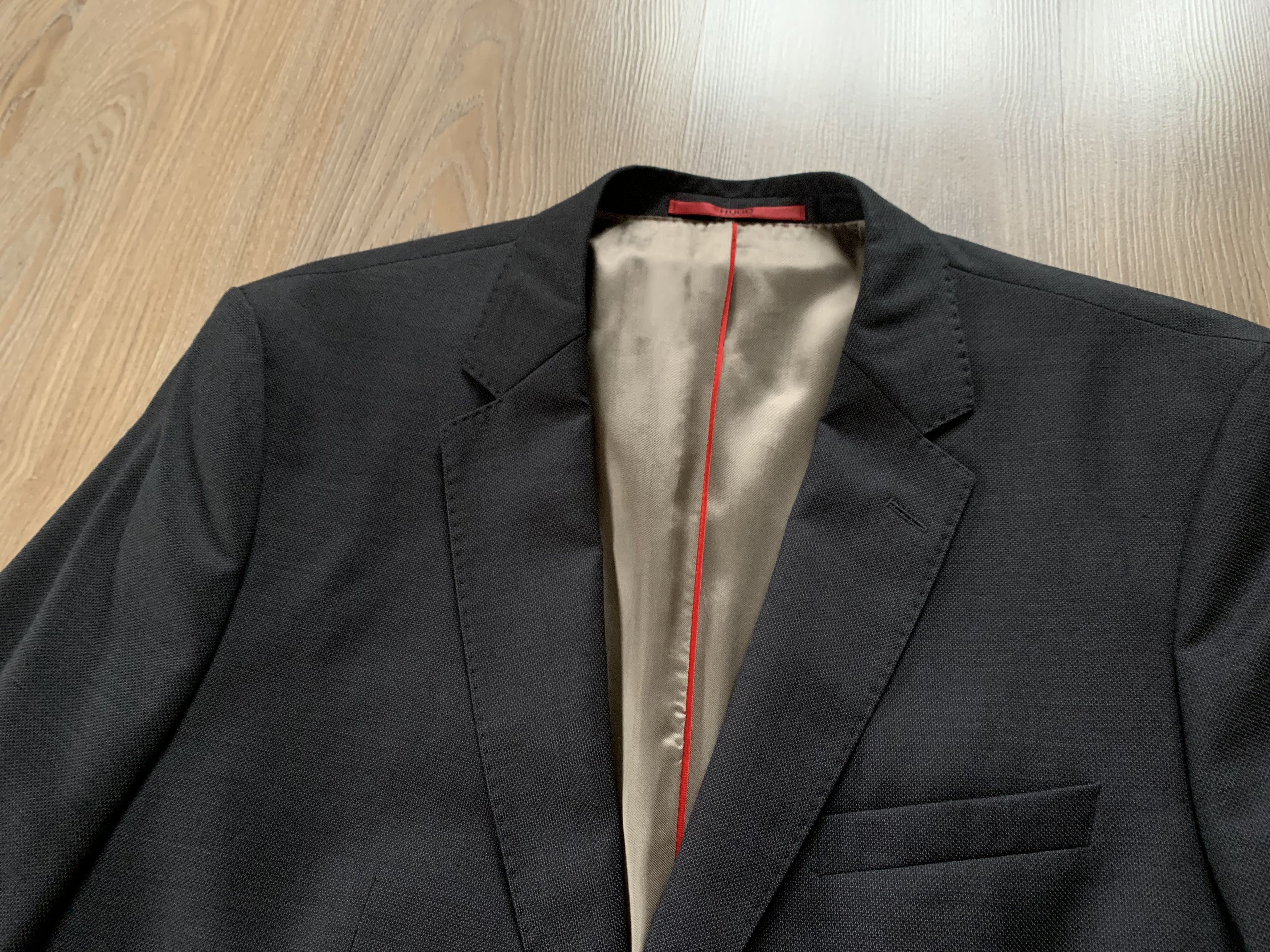 Hugo Boss Hugo Boss Classic Blazer. Size 42R - 5 Thumbnail