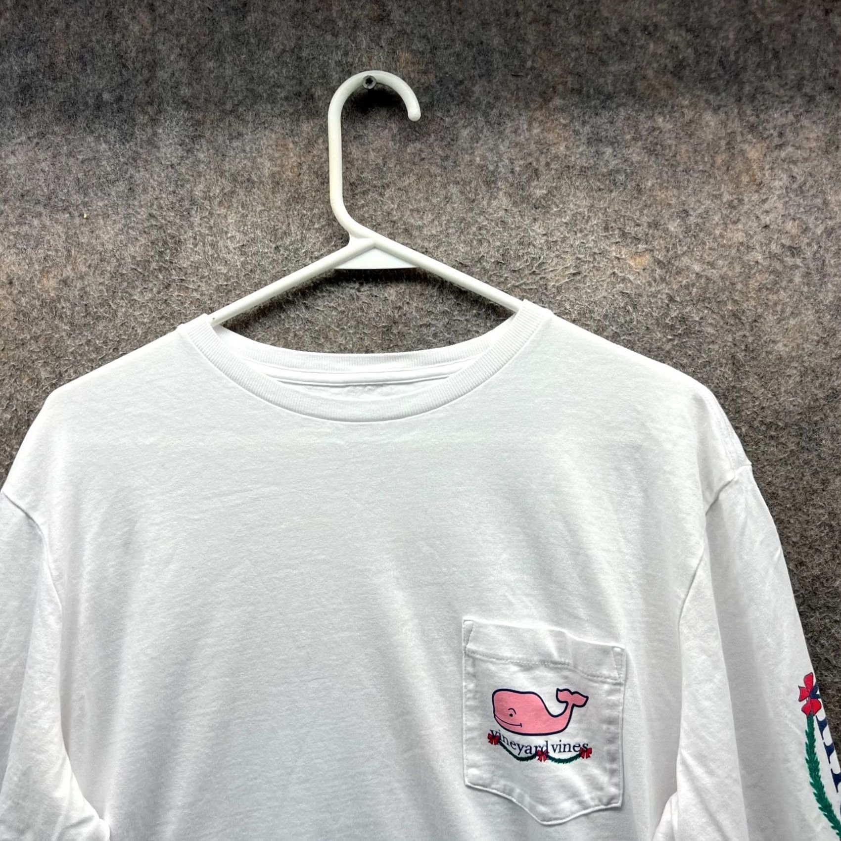 Vineyard Vines Vineyard Vines Shirt Mens Medium White Crewneck Long Sleeve Whale Logo USA Modern Regular Fit True Vintage? Size US M / EU 48-50 / 2 - 5 Thumbnail