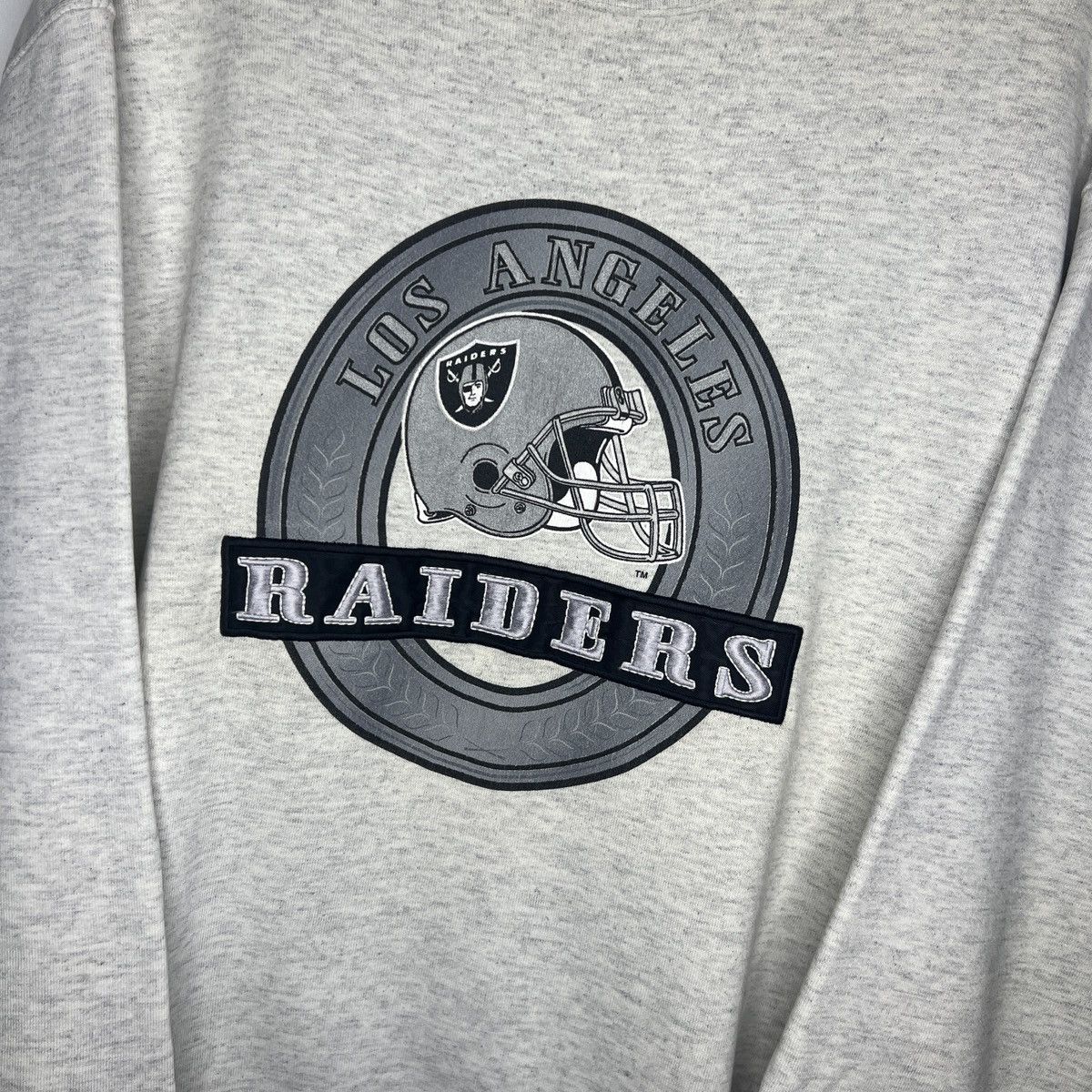 NFL × Vintage Crazy Vintage 90s Los Angeles Raiders Crewneck Sweatshirt Size US L / EU 52-54 / 3 - 4 Thumbnail