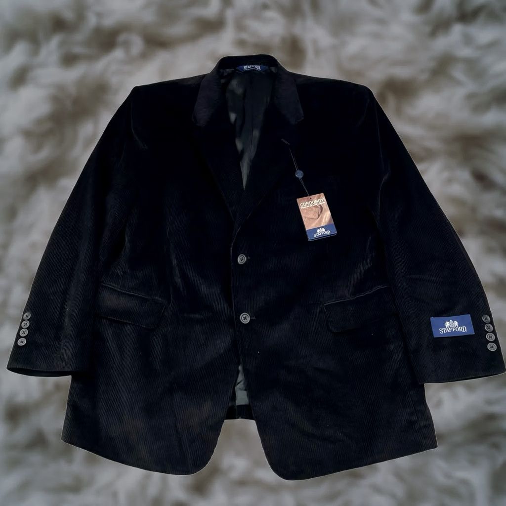 Stafford Stafford Black 100% Cotton Corduroy 2-Button Blazer Jacket 46S Men’s Blazer Cardigan? No. Size 46R - 1 Thumbnail