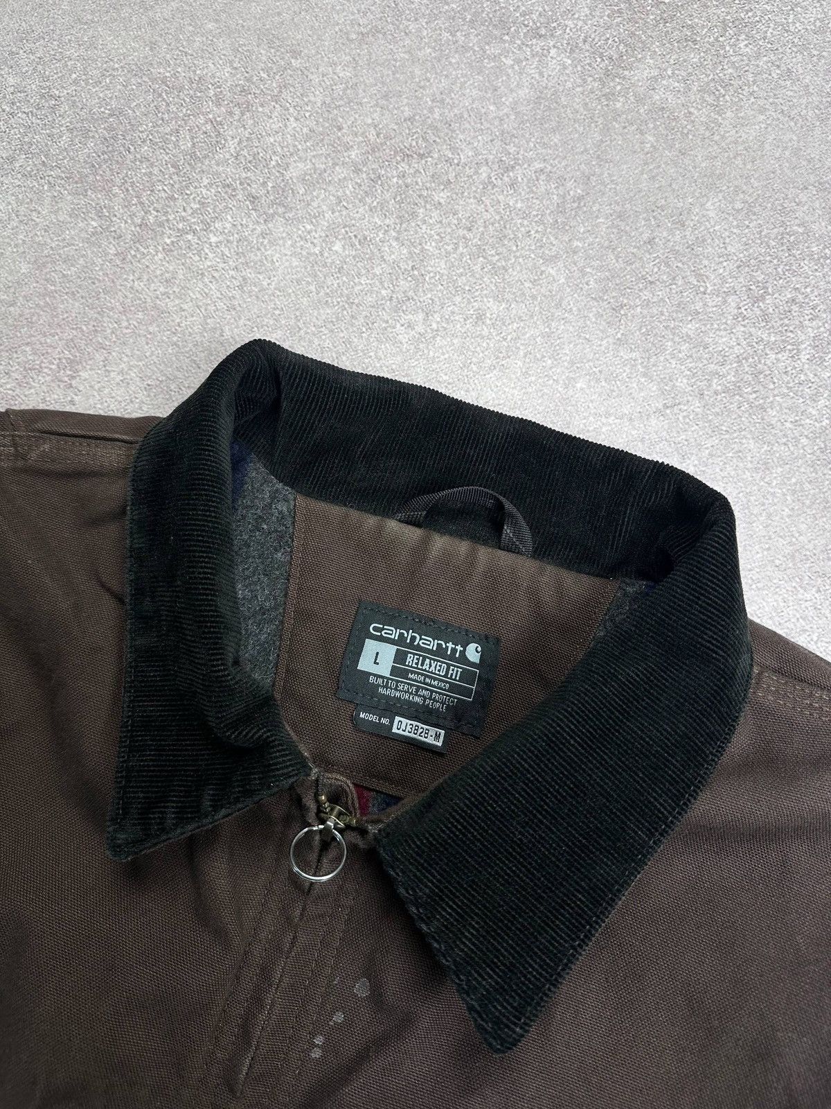 Carhartt Vintage Carhartt Detroit Y2K Heavy Jacket L Size US L / EU 52-54 / 3 - 5 Thumbnail