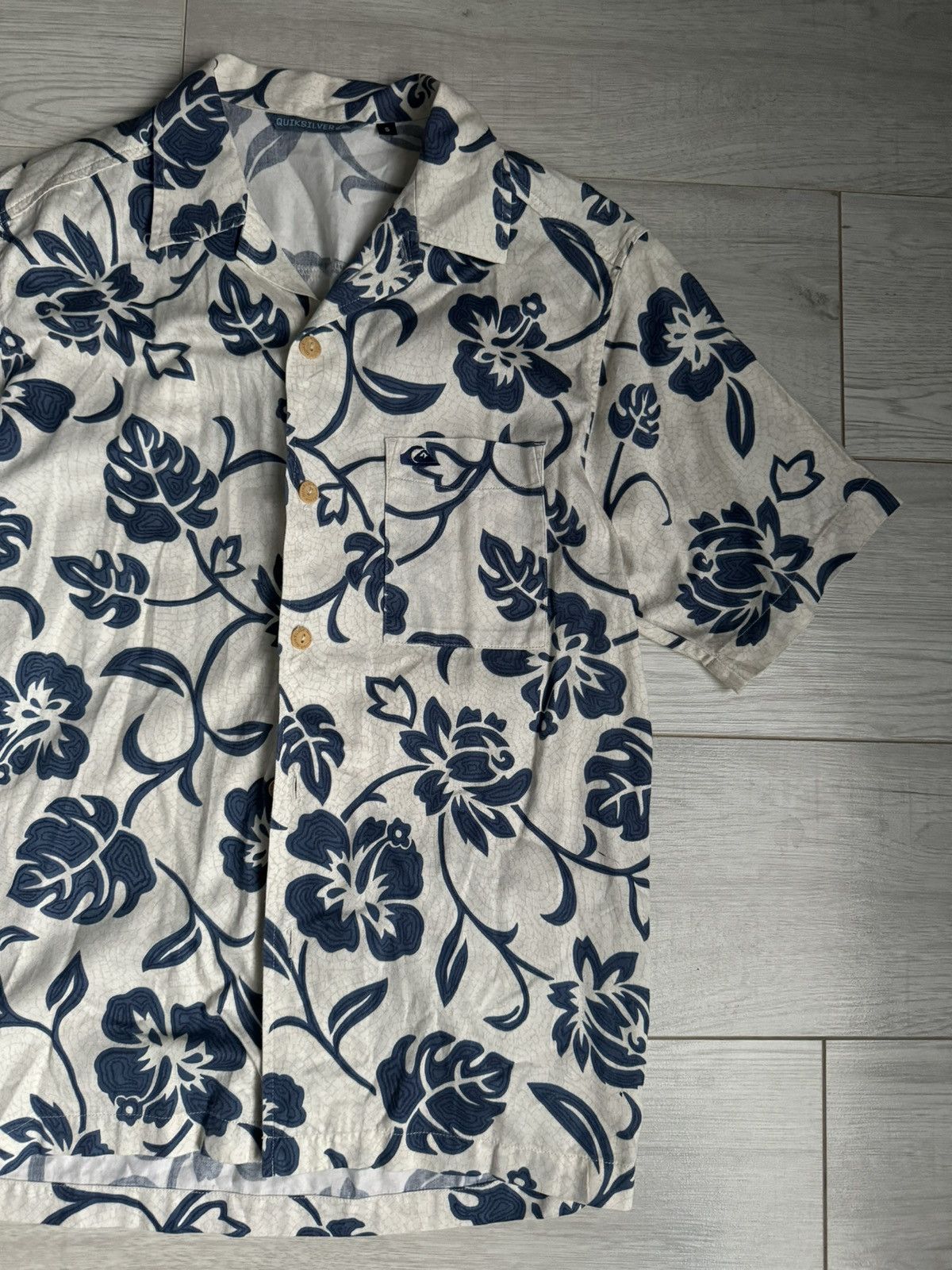 Japanese Brand × Vintage Vintage Quiksilver Shirt Size US S / EU 44-46 / 1 - 1 Thumbnail