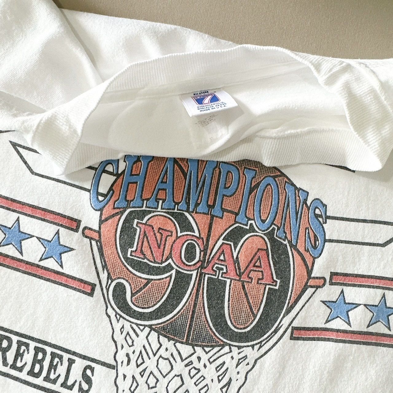 Logo 7 × Vintage 90s University of Nevada, Las Vegas UNLV Rebels t-shirt/ XL Size US XL / EU 56 / 4 - 8 Thumbnail