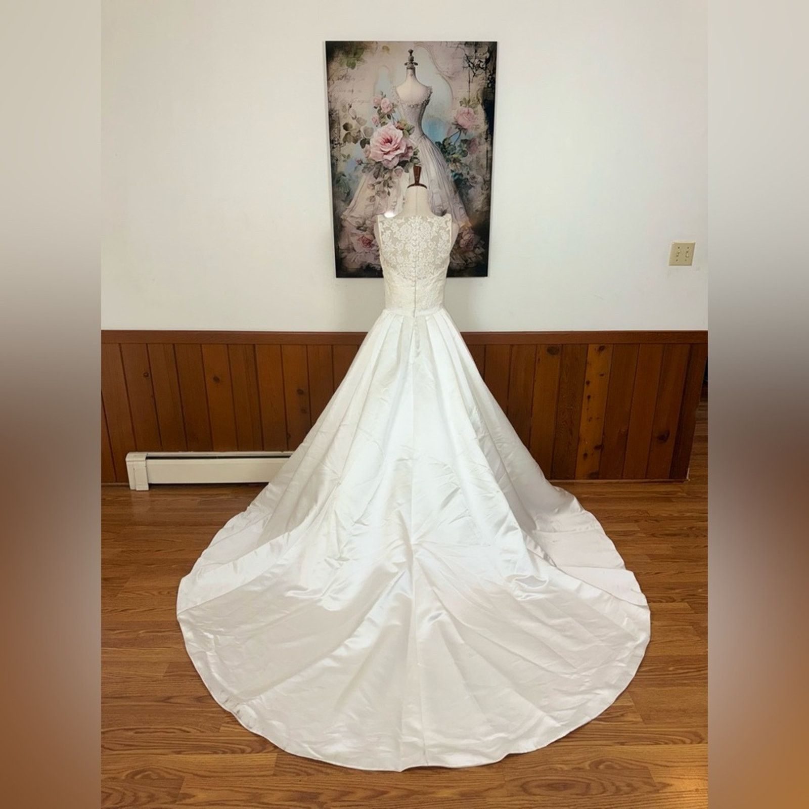 Other Stunning Liz Fields LO-VE-LA Satin Wedding Gown Size L / US 10 / IT 46 - 8 Thumbnail