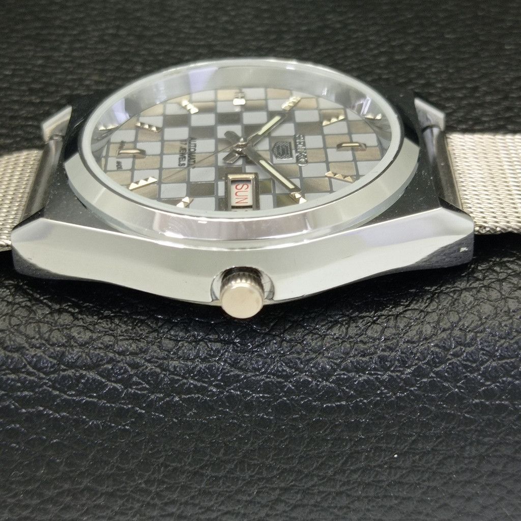 Seiko REFURBISHED VINTAGE SEIKO 5 AUTO JAPAN MENS WATCH a440201 Size 38 - 4 Thumbnail