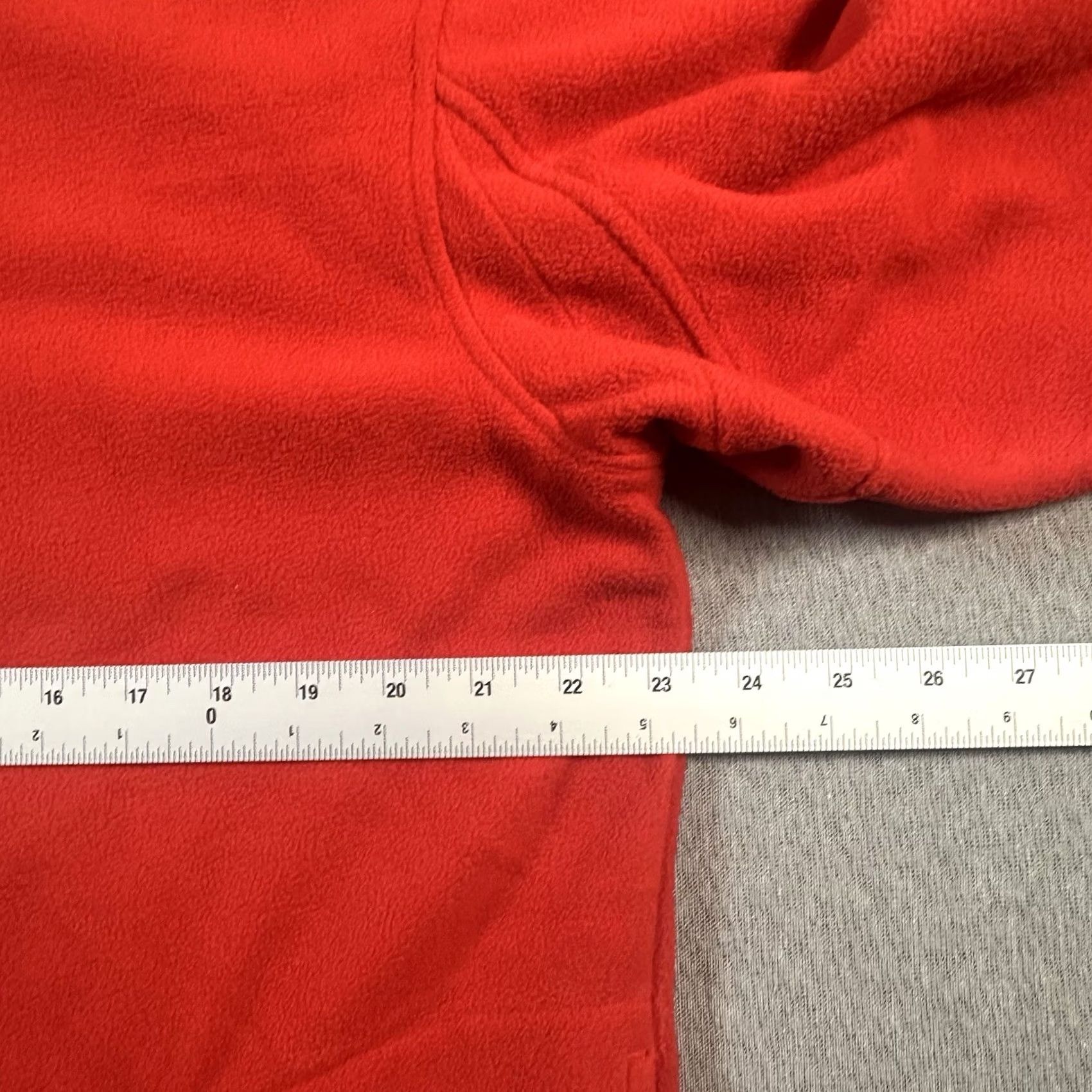 CO Duluth Sweatshirt Pullover 1/4 Zip Red L Mens Regular Outdoor Base Layer Logo Sleeve Long Zip Closed Pattern Solid Size US L / EU 52-54 / 3 - 4 Thumbnail