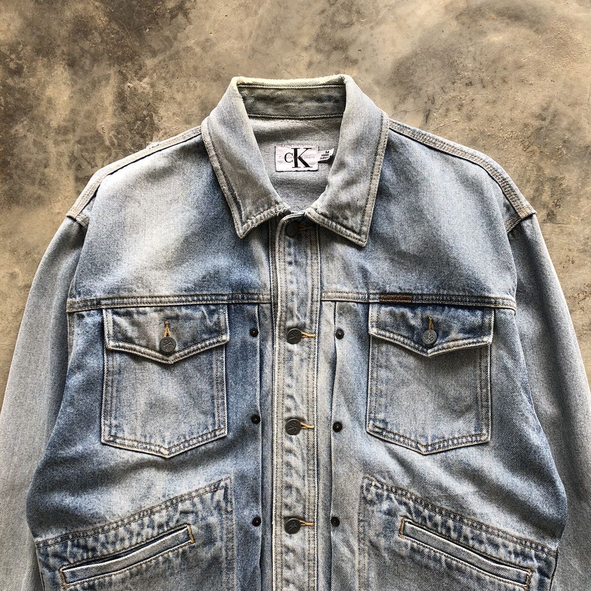 Calvin Klein CKJ Calvin Klein Jeans Distressed Denim Jacket Size US M / EU 48-50 / 2 - 3 Thumbnail