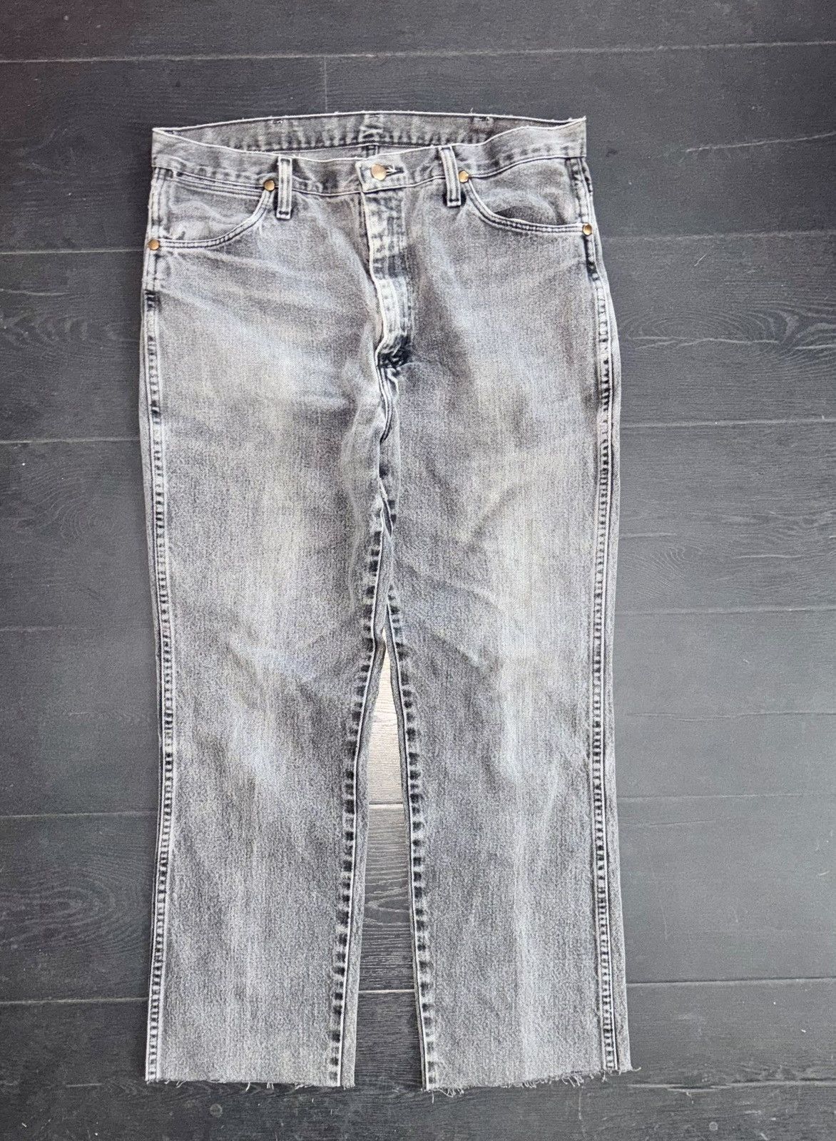 Wrangler Vintage Wrangler Cowboy Cut Gray Fade Jeans - 35x32 Size US 35 - 5 Thumbnail