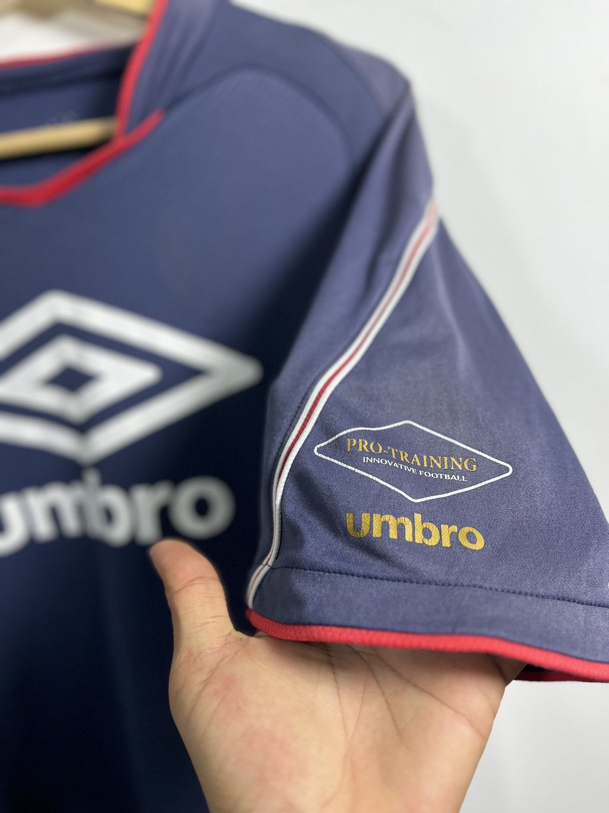 Umbro UMBRO JERSEY PRO TRAINING KITS Size US L / EU 52-54 / 3 - 2 Thumbnail