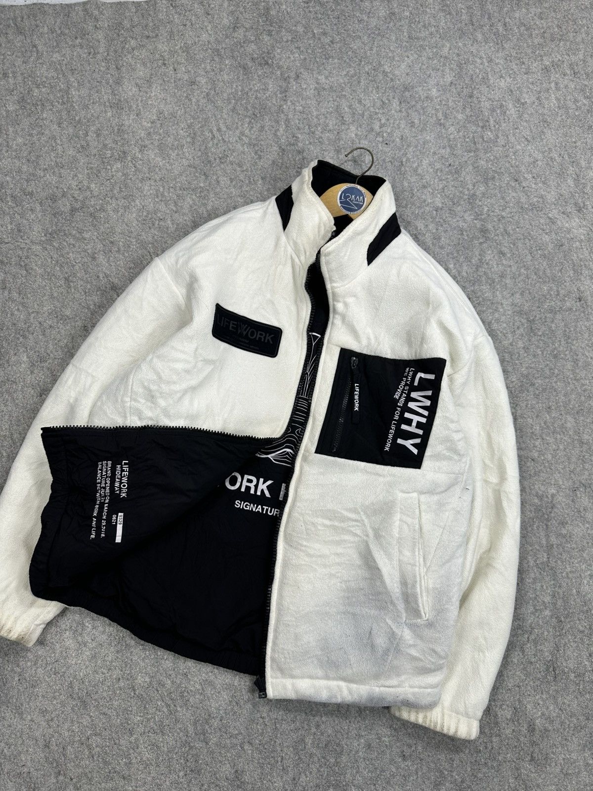 HIDEAWAYS LIFEWORK HIDEAWAYS SIGNATURE JACKET Size US XL / EU 56 / 4 - 2 Thumbnail