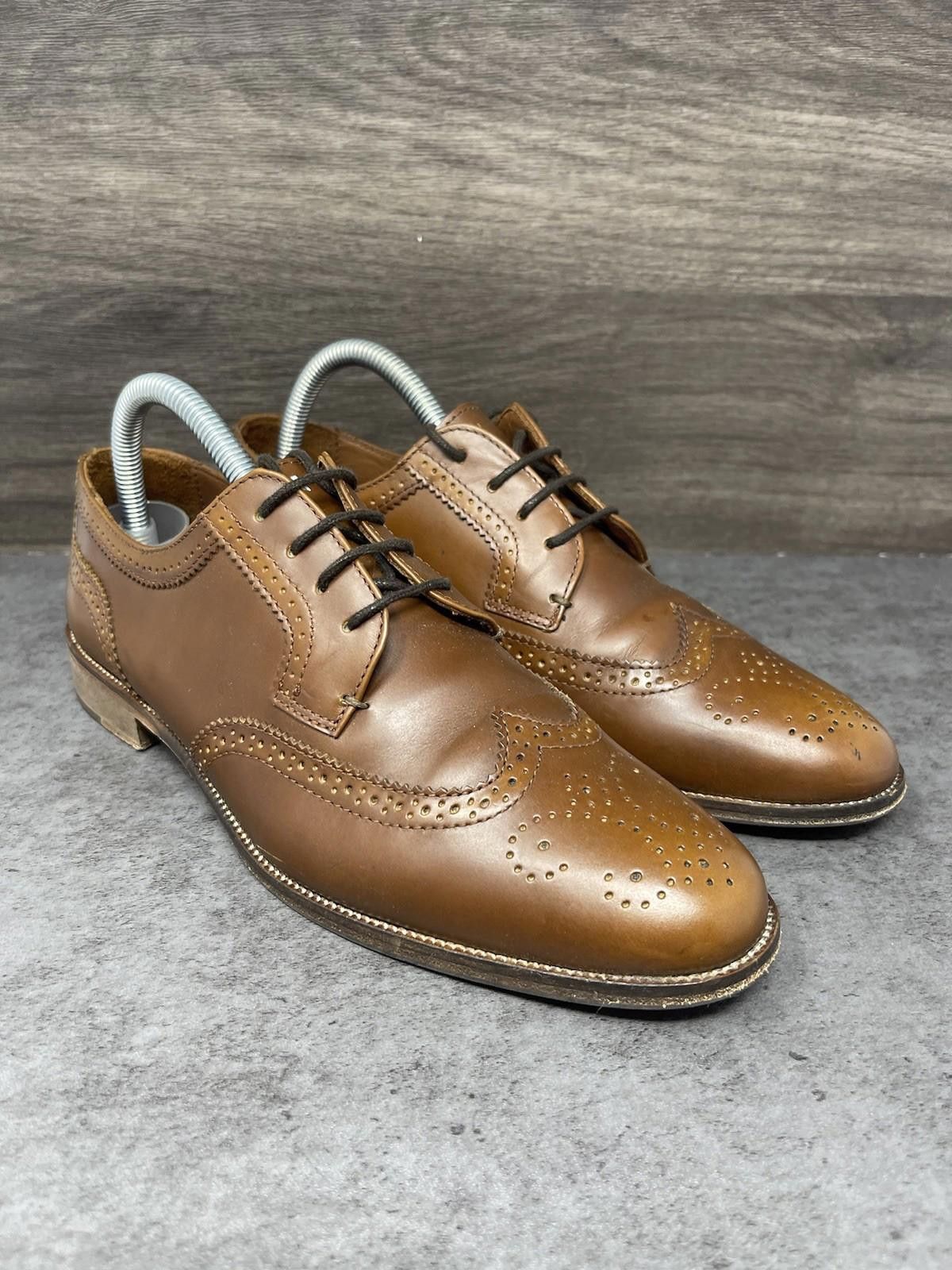 Massimo Dutti Massimo Dutti Shoes Size 39 (Mens 7) Brown Leather Wing Tip Size US 7 / EU 40 - 4 Thumbnail
