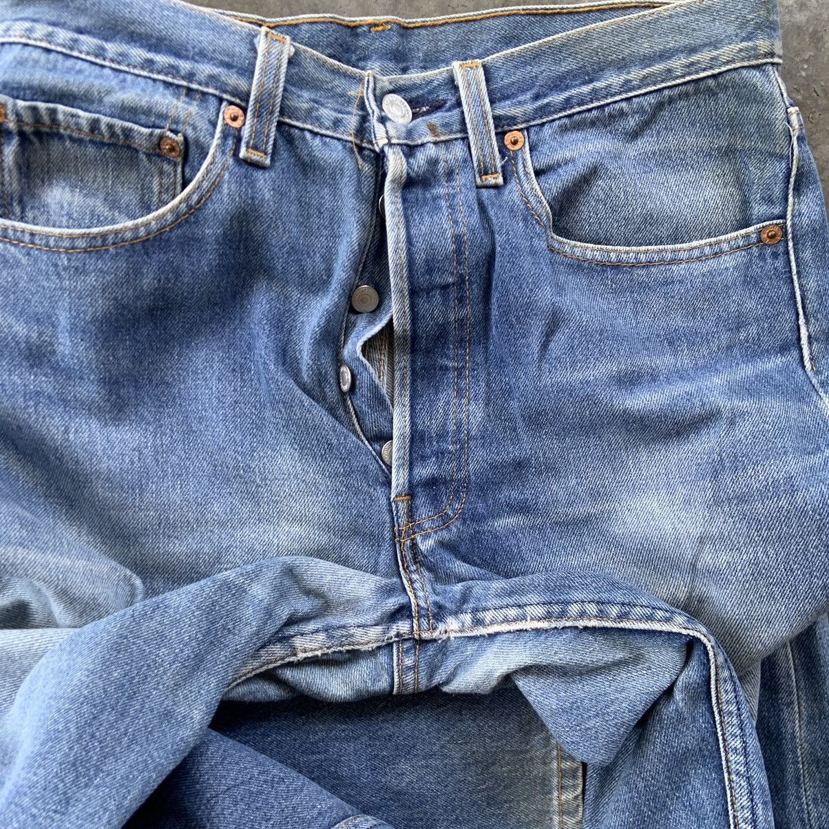 Levi's Vintage Clothing W30'' Vintage Levis 501xx Denim Blue Pants Distressed Size US 30 / EU 46 - 4 Thumbnail