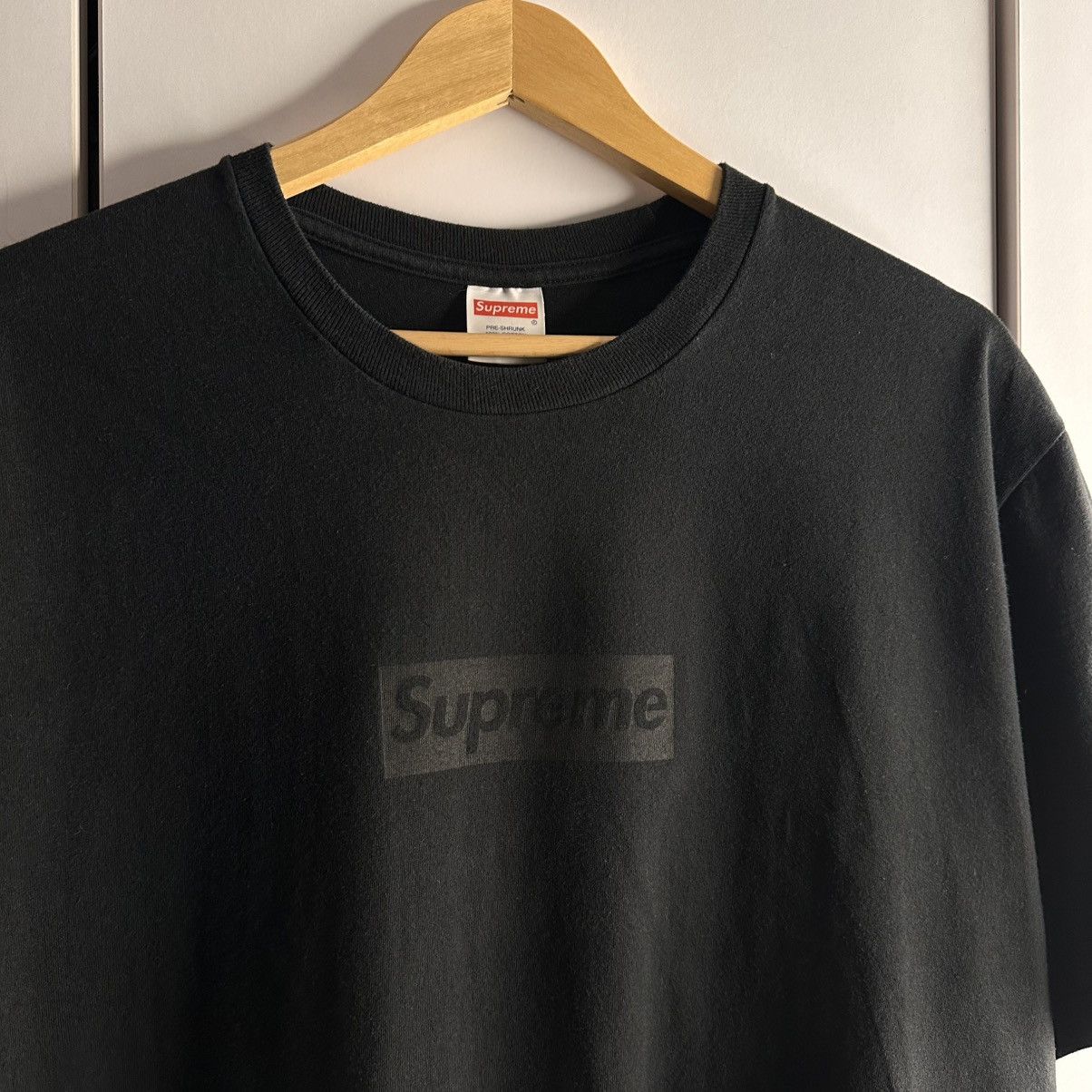 Supreme Supreme Box Logo 23SS Black in Black T-shirts Rare tee Size US L / EU 52-54 / 3 - 2 Thumbnail