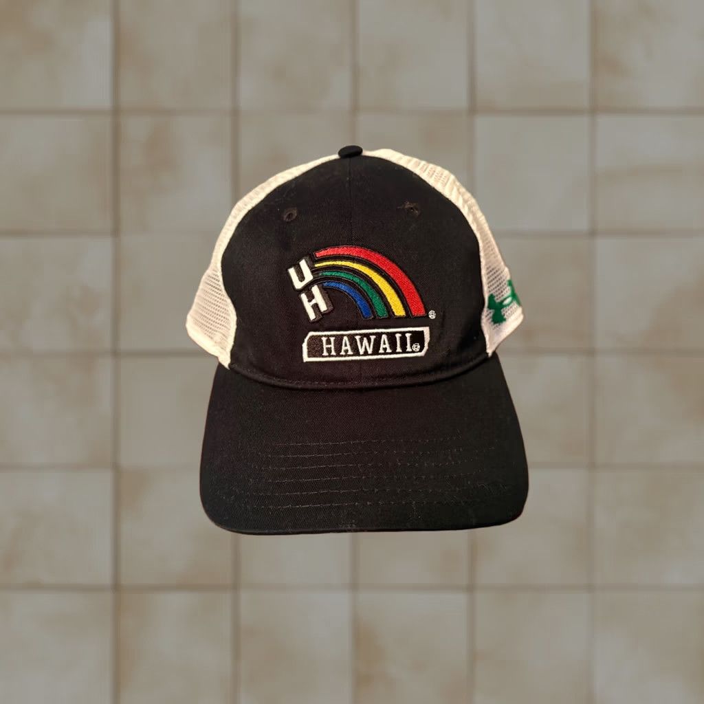Under Armour VINTAGE Under Armour UH University of Hawaii Rainbow Fitted Hat White Adjustable Men Baseball Cap Size ONE SIZE - 1 Thumbnail