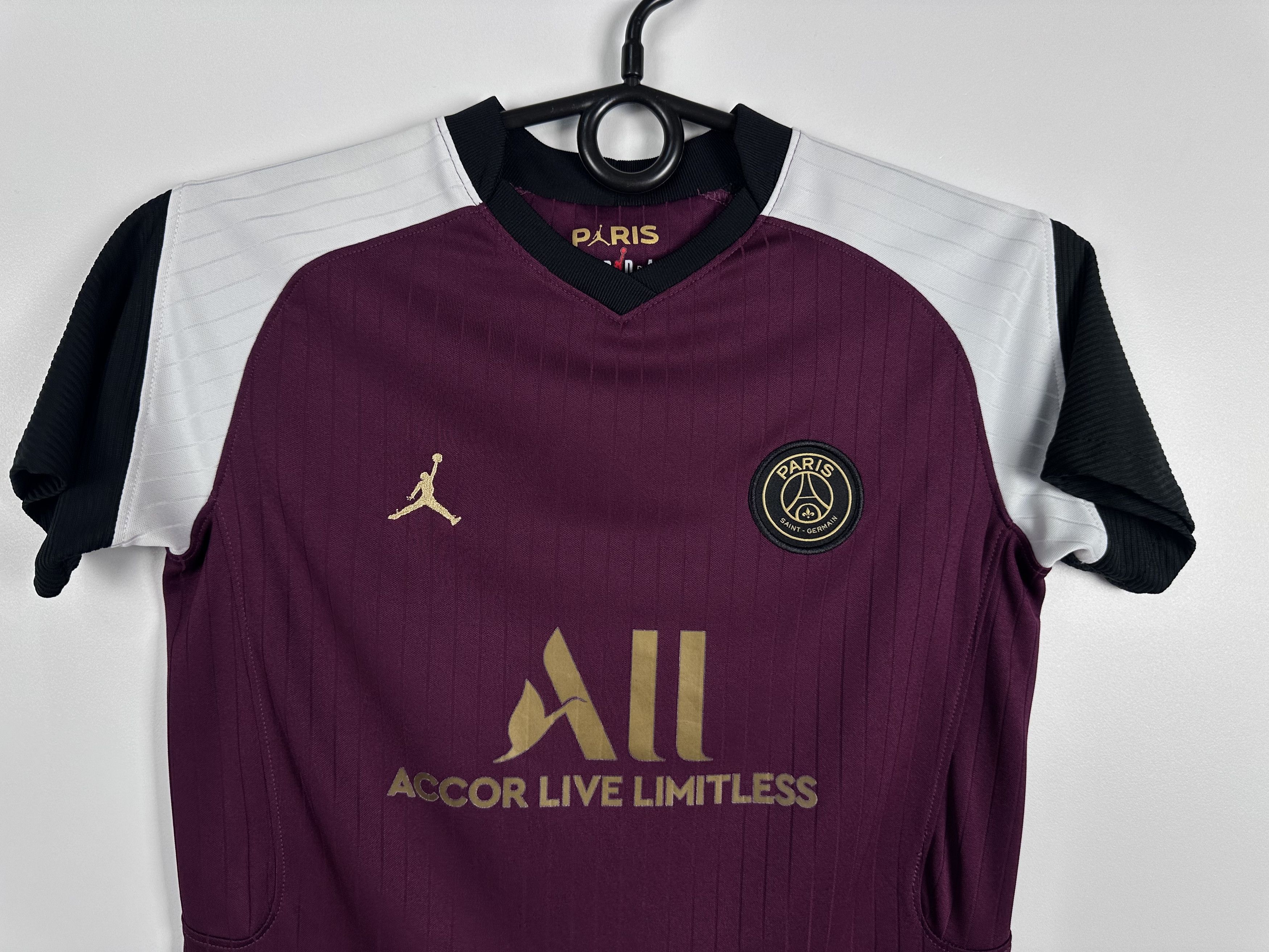 Jordan Brand Paris Saint Germain 2020 FOOTBALL SHIRT JERSEY BOY SIZE XL Size US XXS / EU 40 - 4 Thumbnail