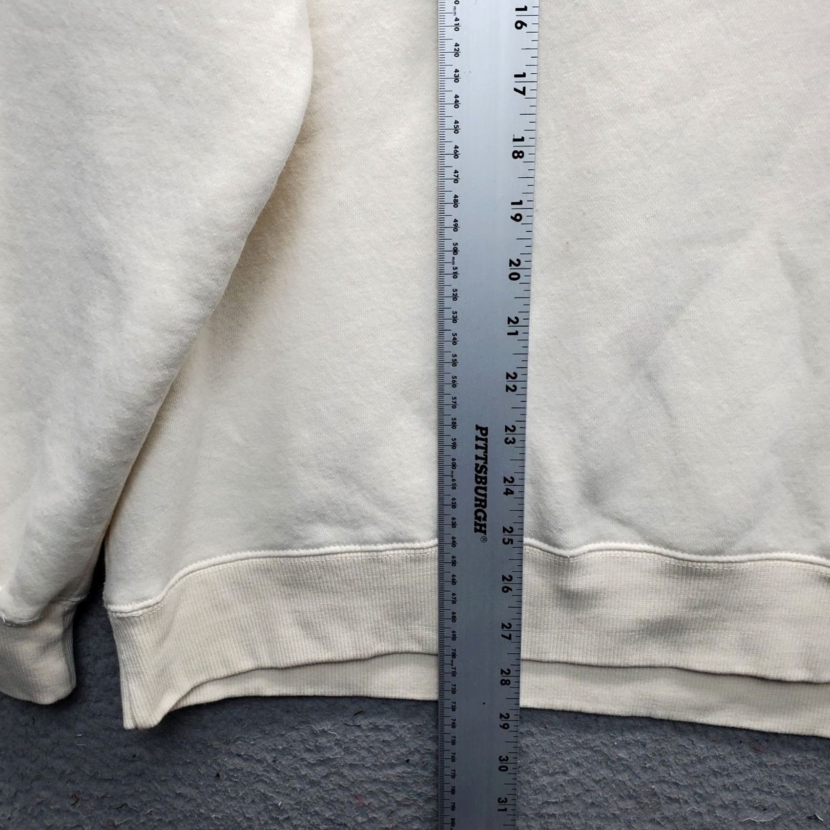 Vintage Pull&Bear Mens Sweatshirt Tan Cotton Fleece Lined Long Sleeve Pullover M Size Clothing Shirt Size US M / EU 48-50 / 2 - 3 Thumbnail