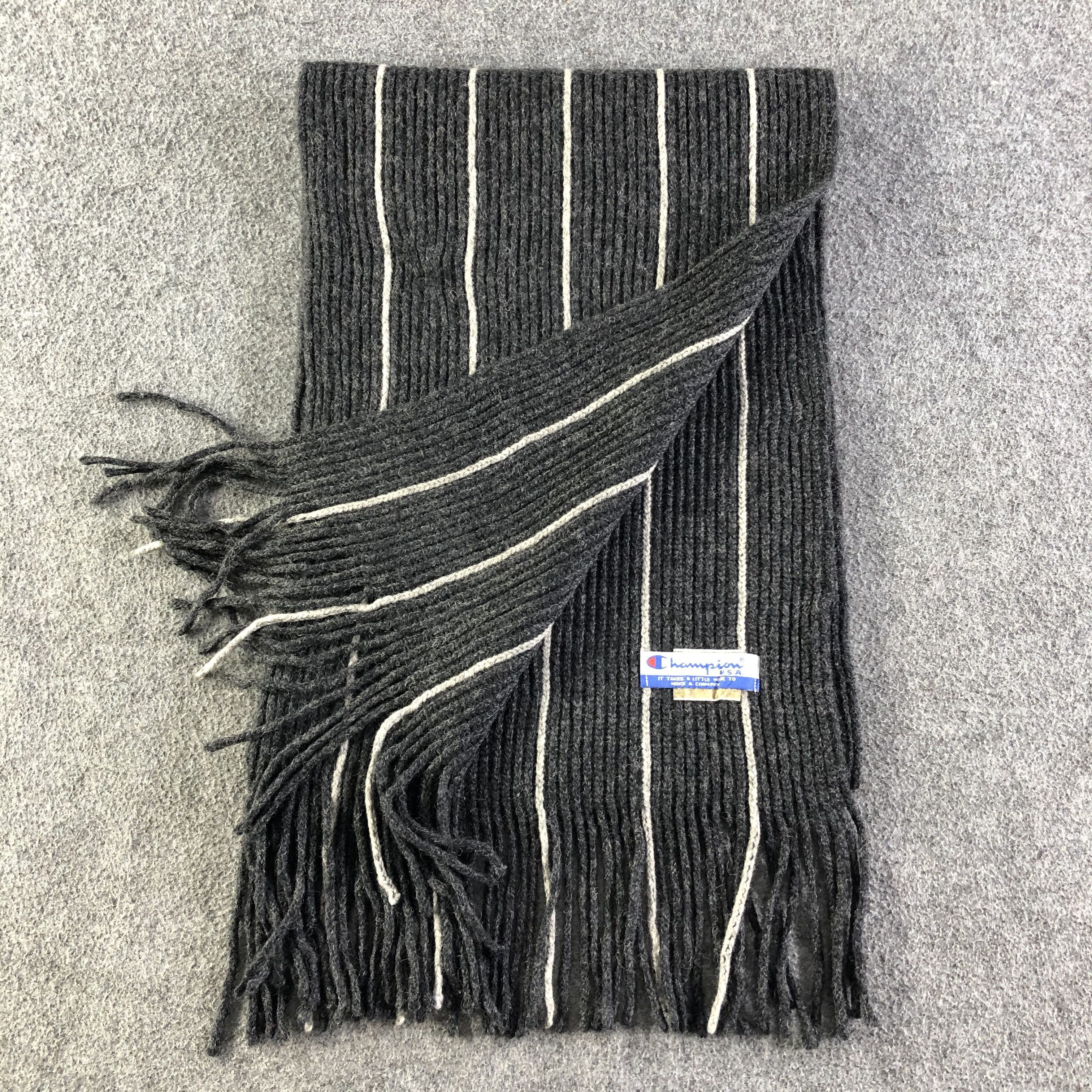 Champion Champion Scarf / Muffler / Neckwear P435 Size ONE SIZE - 4 Thumbnail