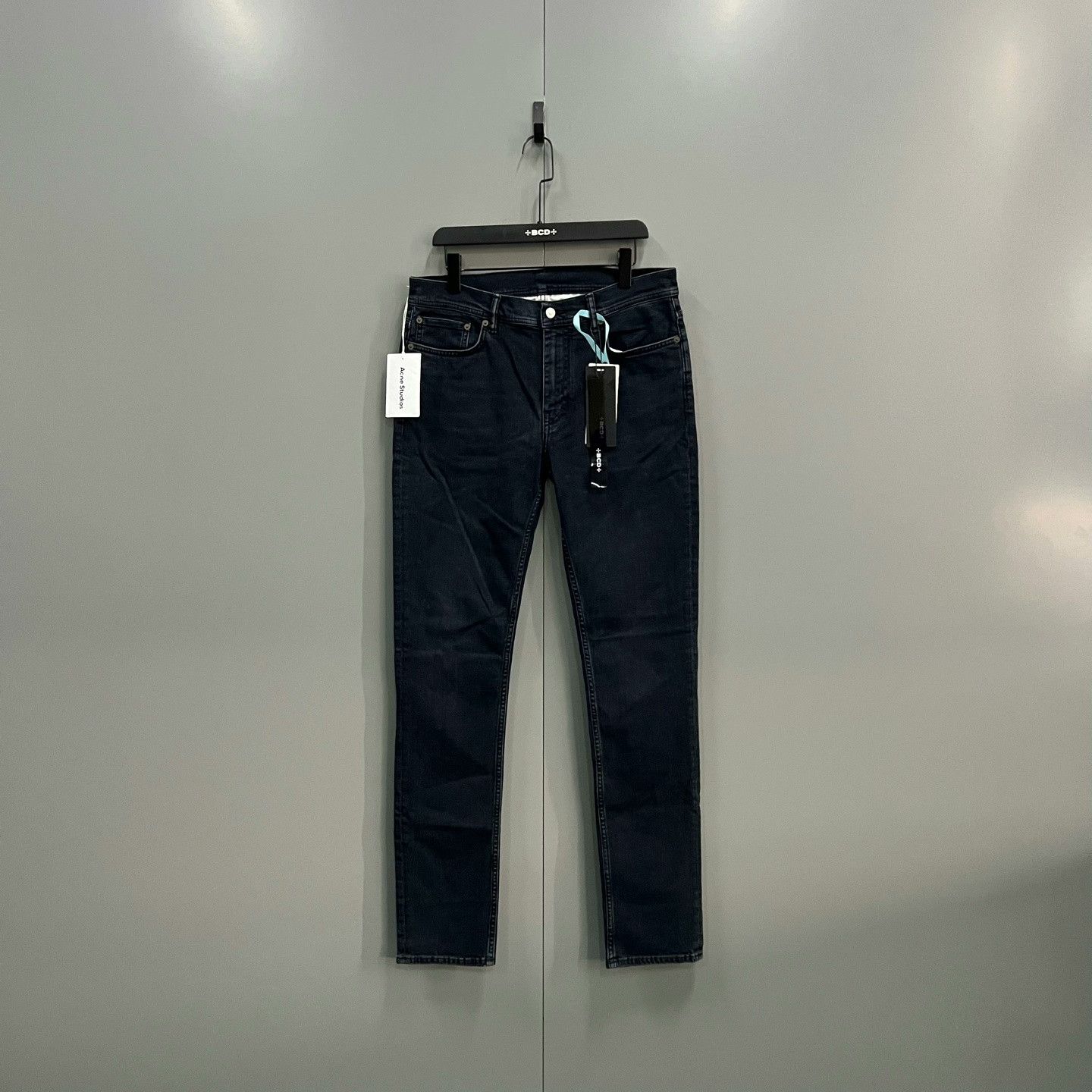 Acne Studios Acne Studios Dark Blue Straight Jeans Size US 31 - 1 Thumbnail