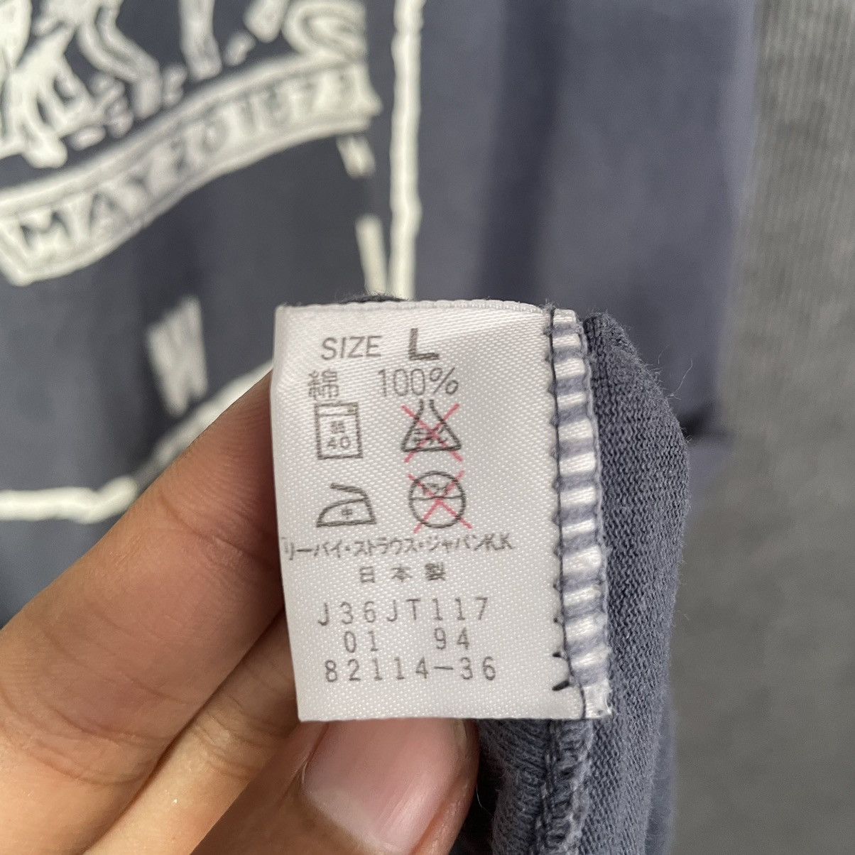 Levi's × Vintage 1990s Levis OG Big Logo All Single Stitch T Shirt Size US XL / EU 56 / 4 - 5 Thumbnail