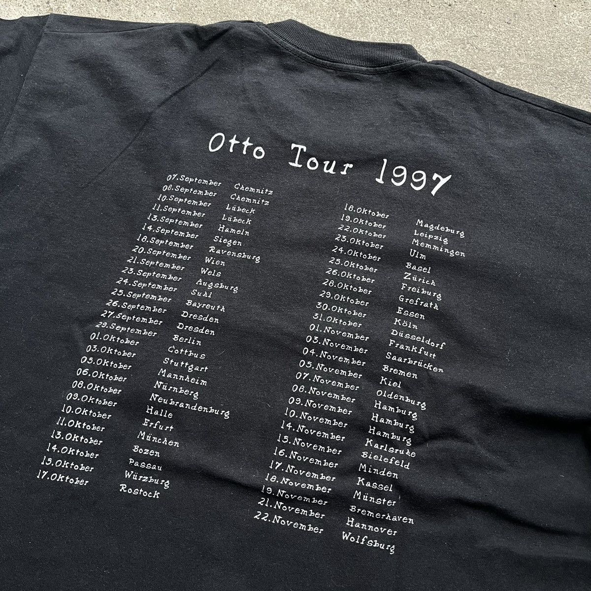Vintage Vintage 1997 Otto Waalkes tour 1997 single stitching Size US L / EU 52-54 / 3 - 2 Thumbnail