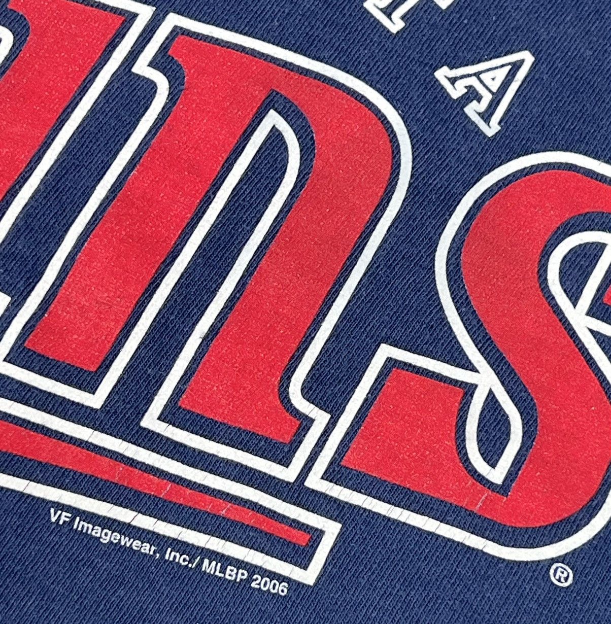MLB × Vintage Y2k Vintage MLB Minnesota Twins tee Size US XL / EU 56 / 4 - 4 Thumbnail