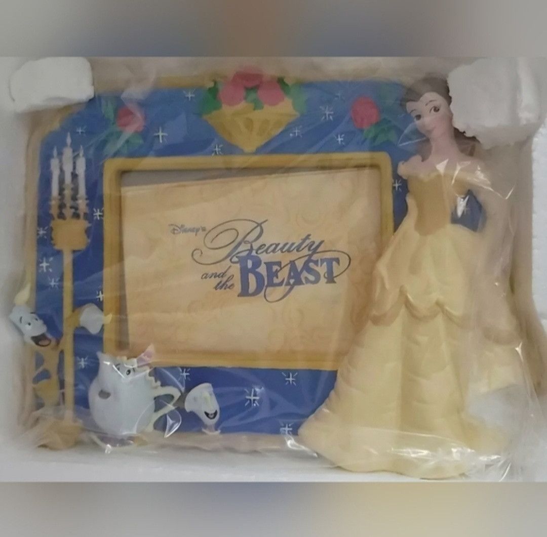 Disney NIB Vintage Disney's Beauty and the Beast Picture Frame Size ONE SIZE - 1 Thumbnail