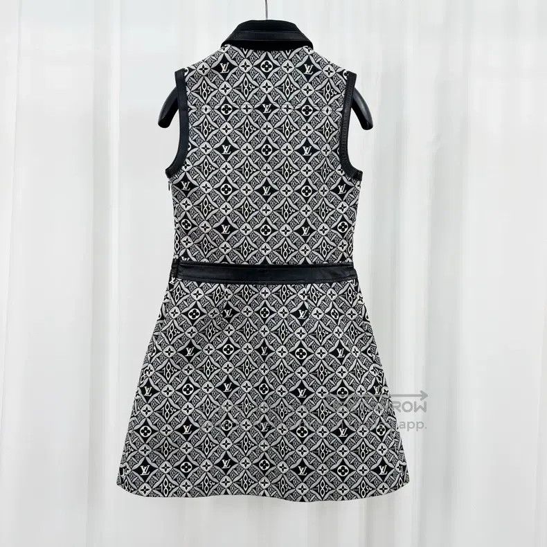 Louis Vuitton Louis Vuitton 1854 collection presbyopic full print dress Size XS / US 0-2 / IT 36-38 - 2 Thumbnail
