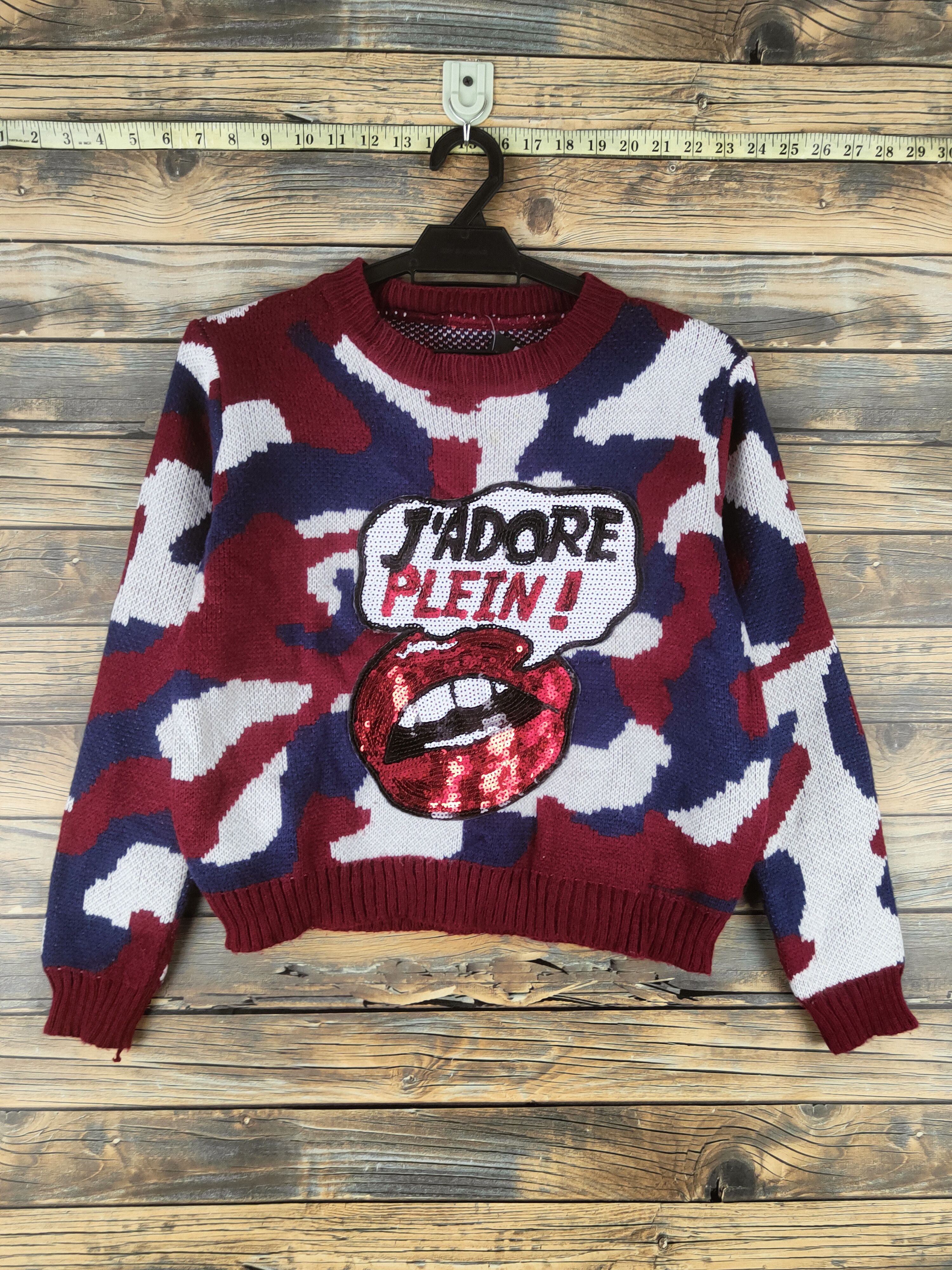 Japanese Brand DL J'adore Plein Maroon White Knitwear Crop Tops# 46-131 Size S / US 4 / IT 40 - 1 Thumbnail
