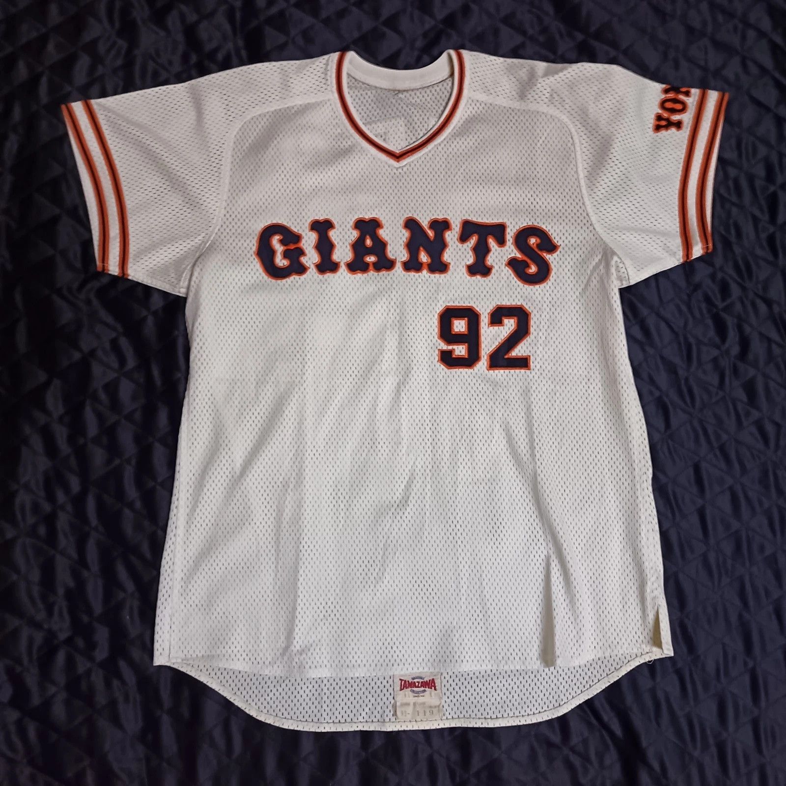 MLB Yomiuri Giants Yoshinori Kido Game Used Baseball Jersey Size US L / EU 52-54 / 3 - 1 Thumbnail