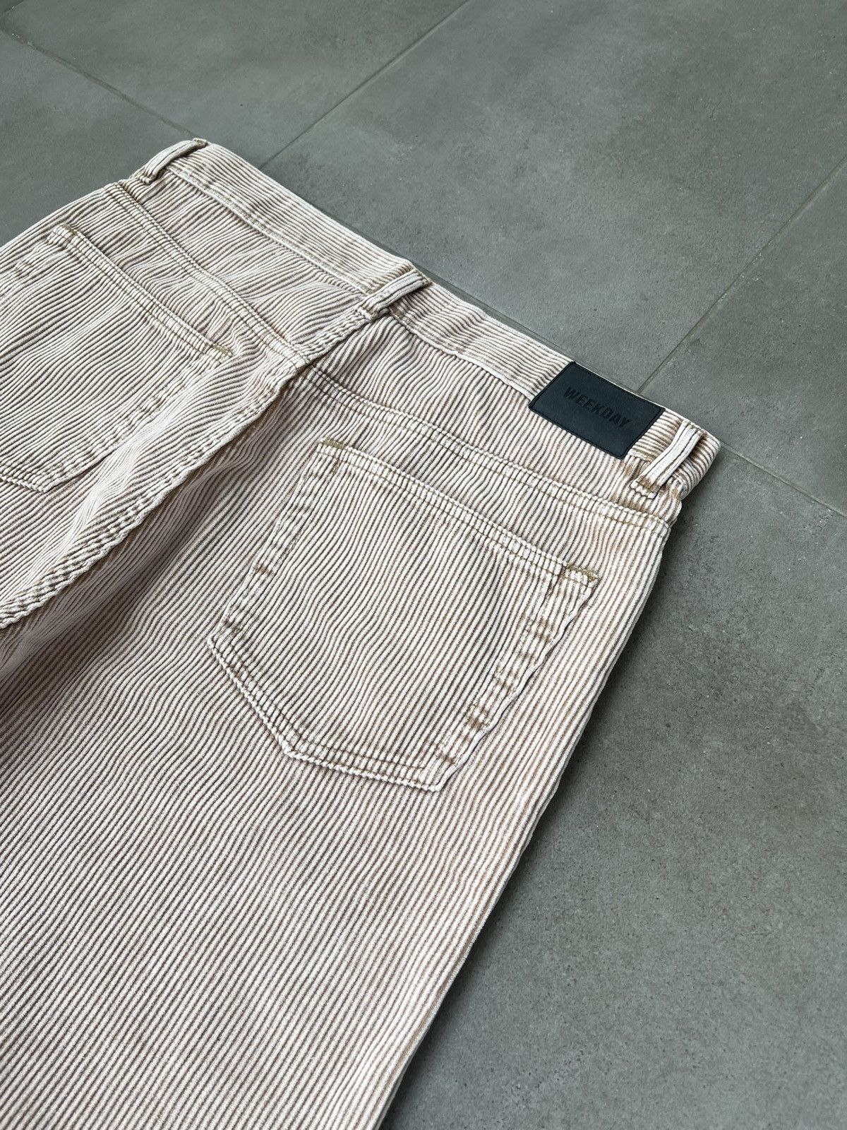 Weekday !DS! Weekday Space Washed Corduroy Baggy Denim Pants Size US 30 / EU 46 - 11 Thumbnail