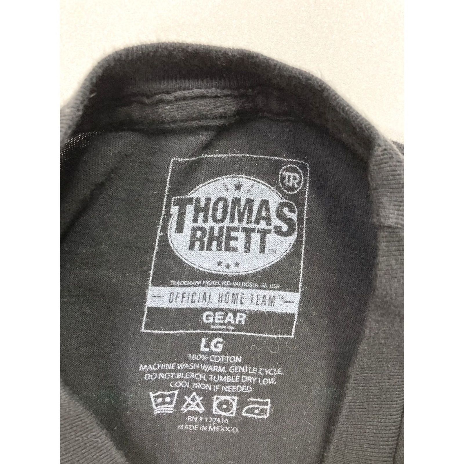 Vintage Thomas Rhett Home Team Tour 2017 Graphic T-shirt Men L Black Merch Music Shirt Size US L / EU 52-54 / 3 - 5 Thumbnail