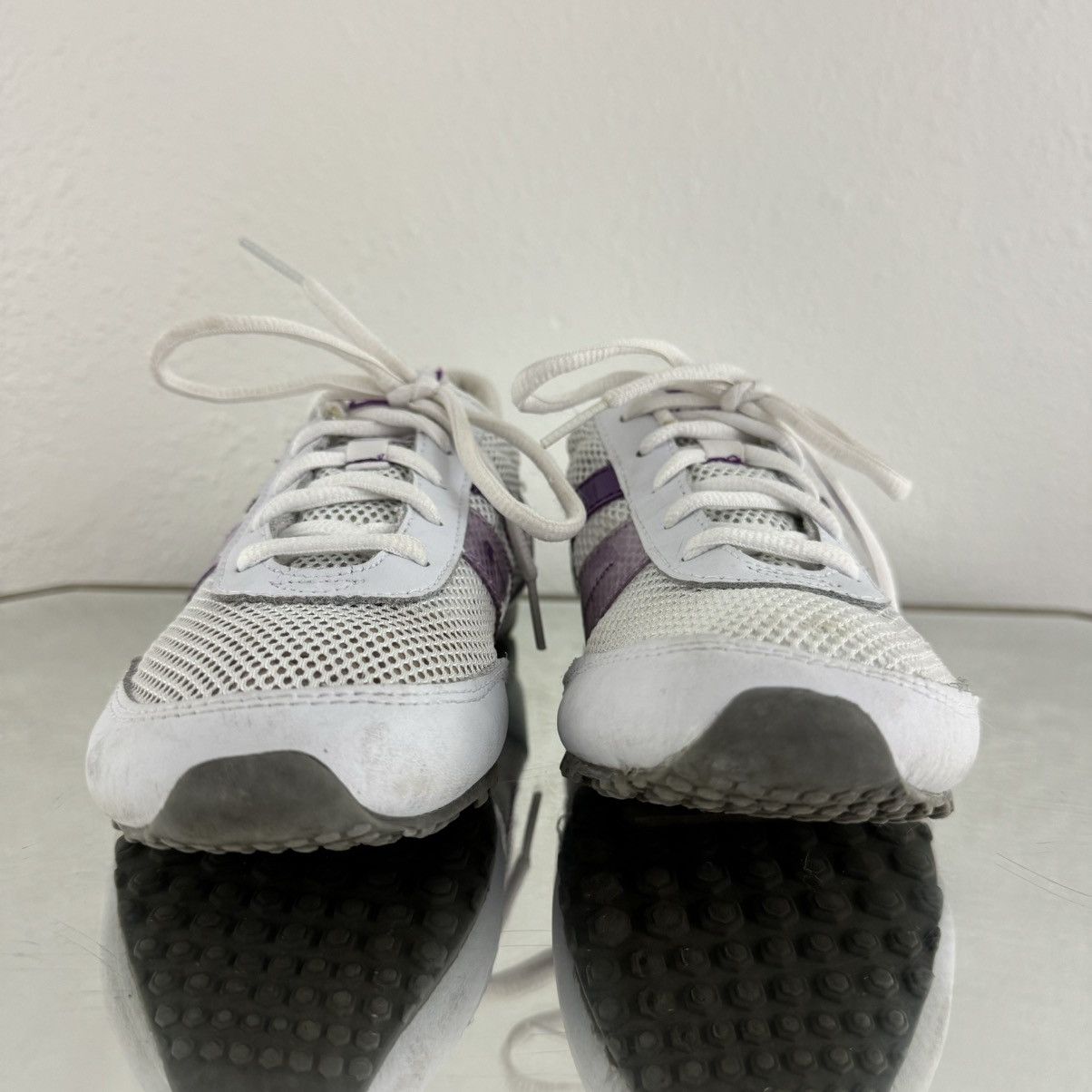 Champion CHAMPION Vintage Y2K White Purple Leather Track Sneakers Size US 7 / IT 37 - 8 Thumbnail