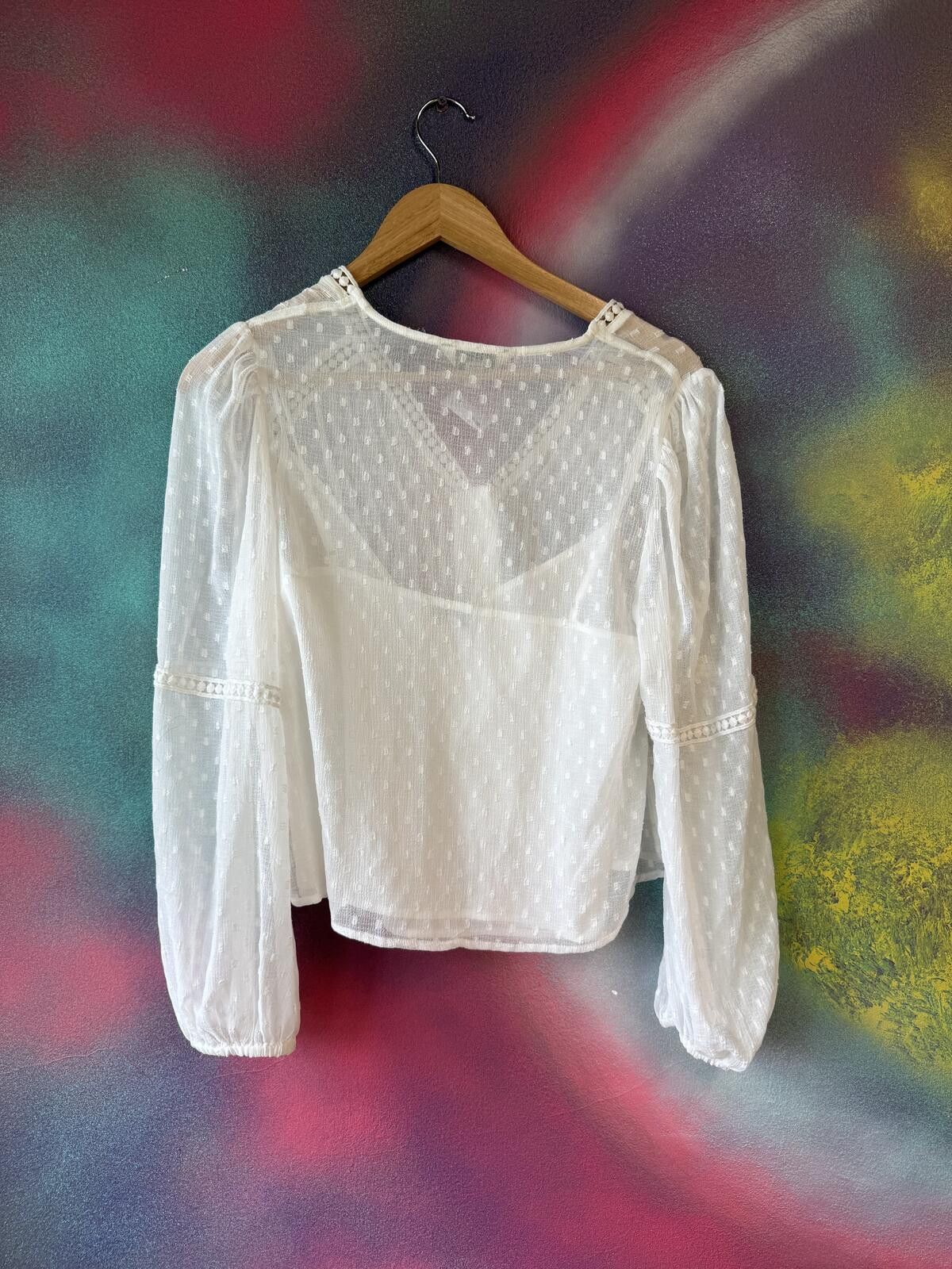 Other M&S white Swiss dot Pontic V- neck blouse Size S / US 4 / IT 40 - 4 Thumbnail